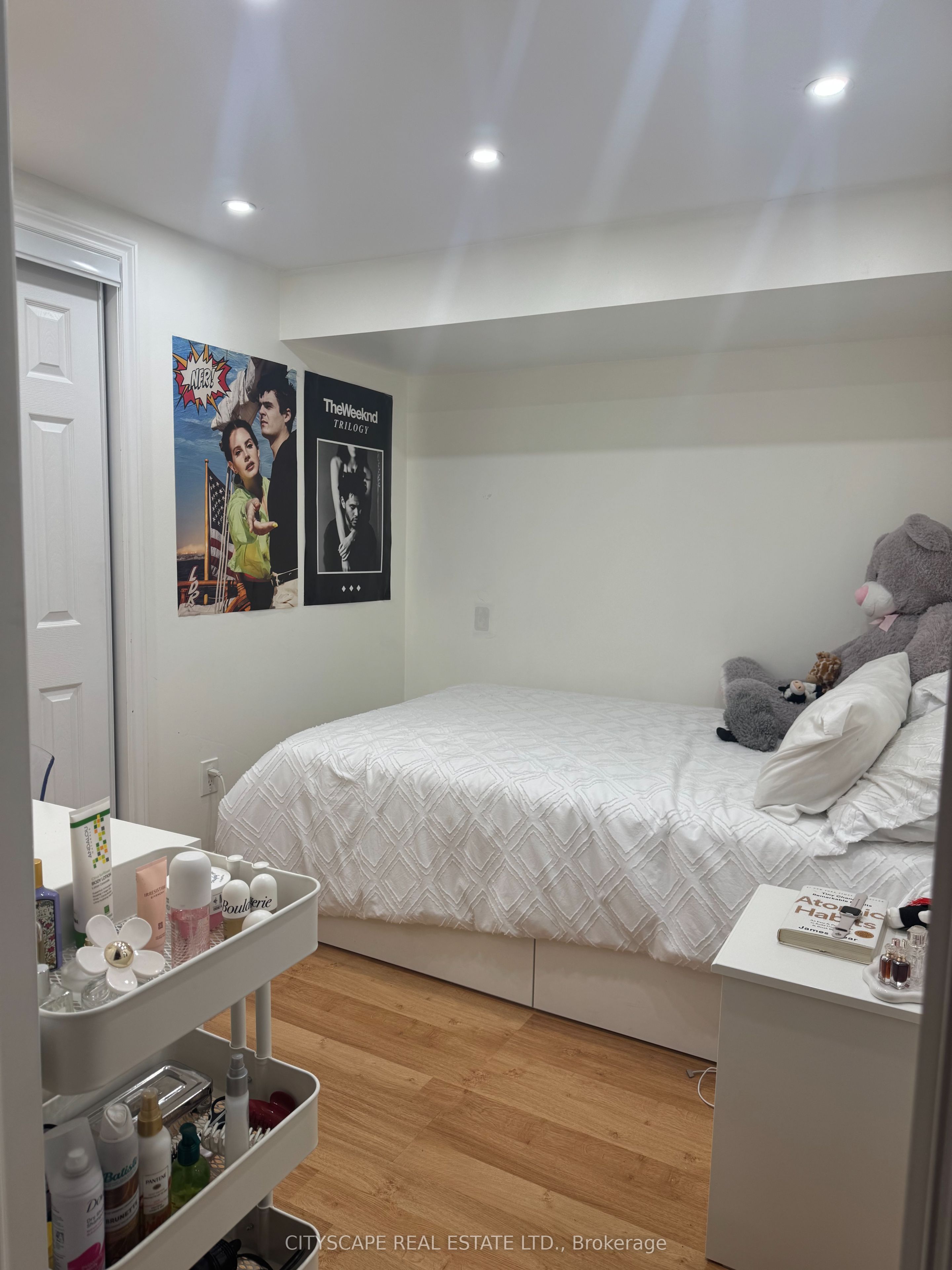 76 Easthampton Road Property Photo 18