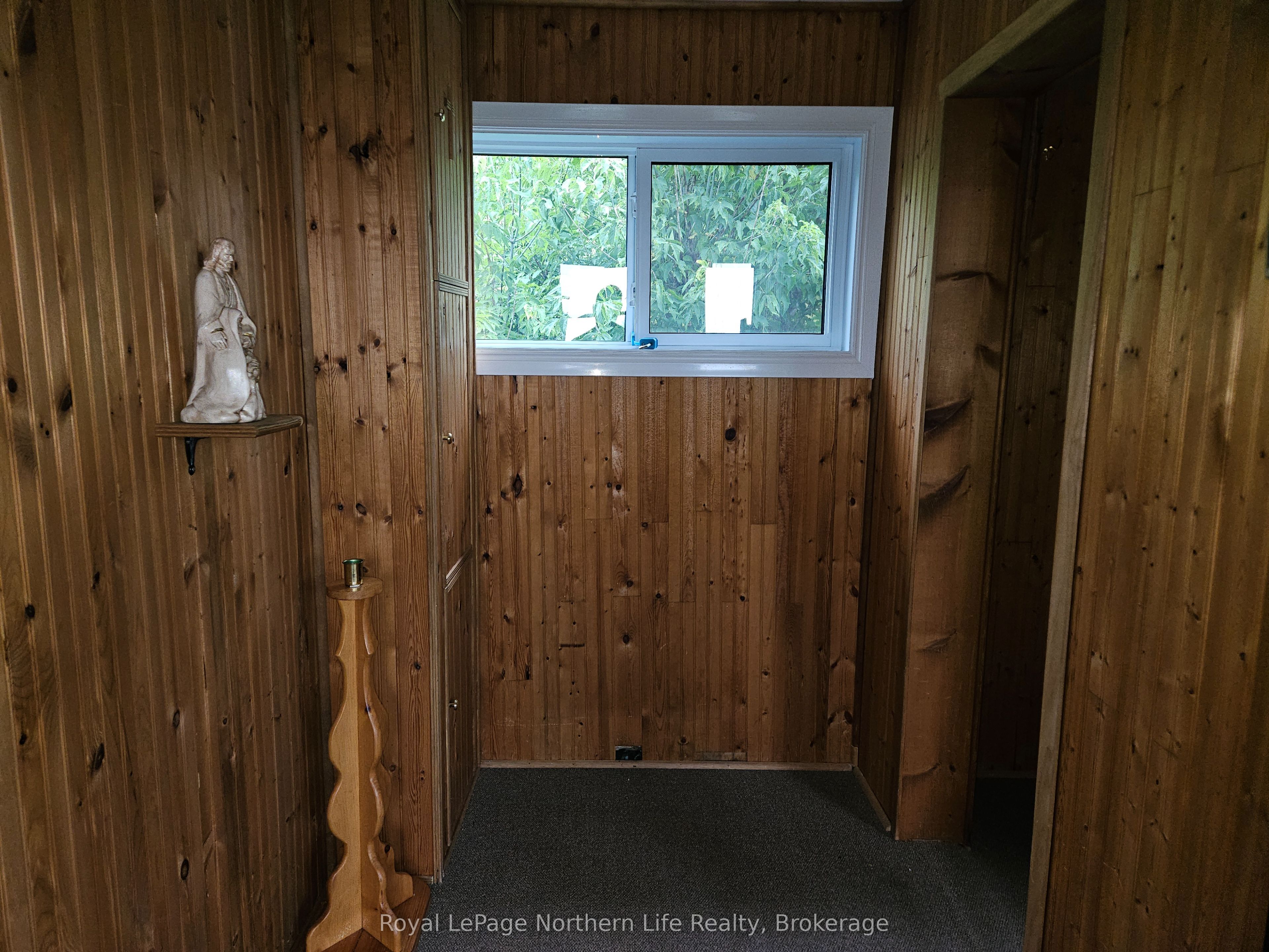 14 Parkwood Lane Property Photo 5