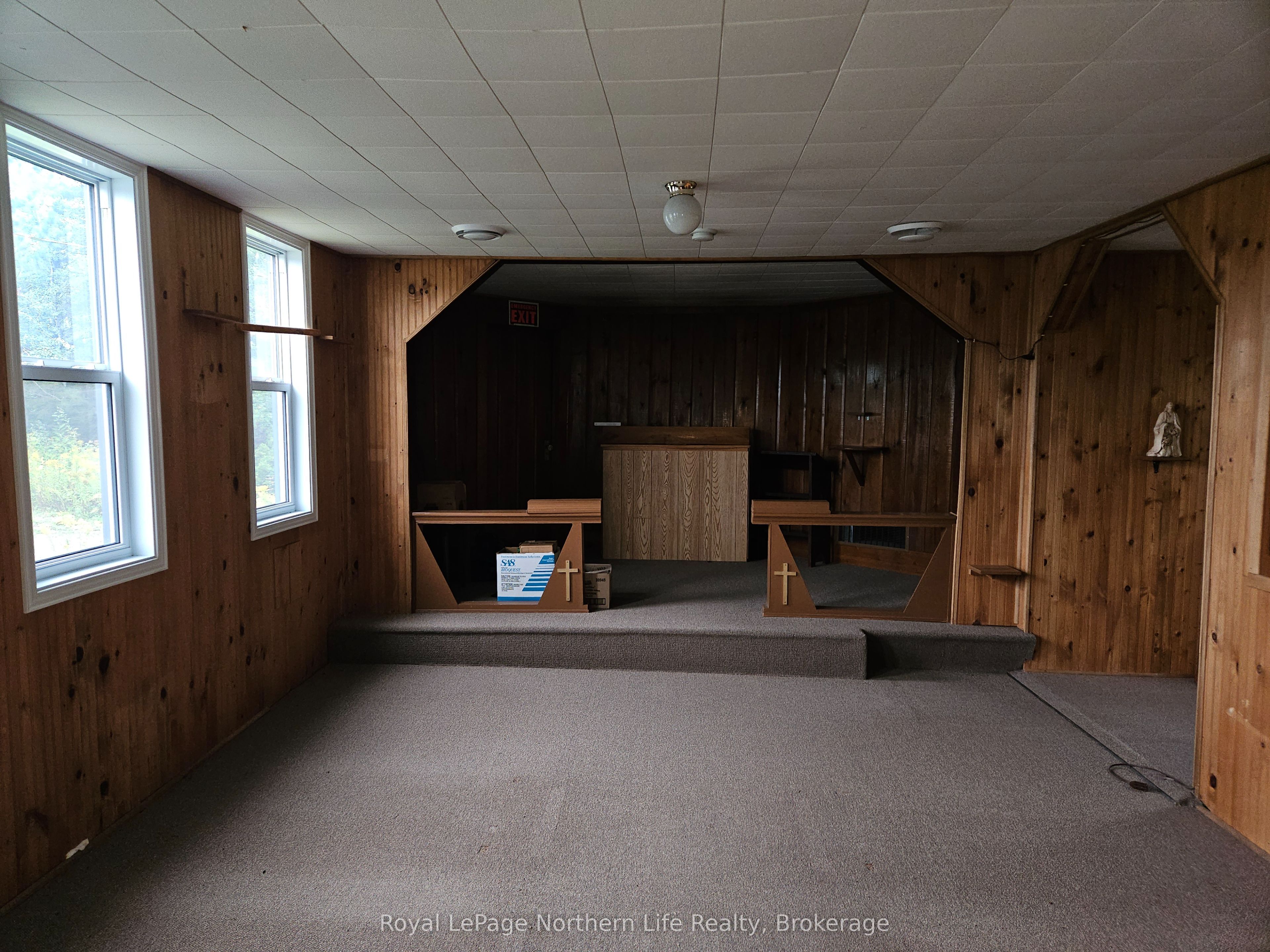 14 Parkwood Lane Property Photo 7