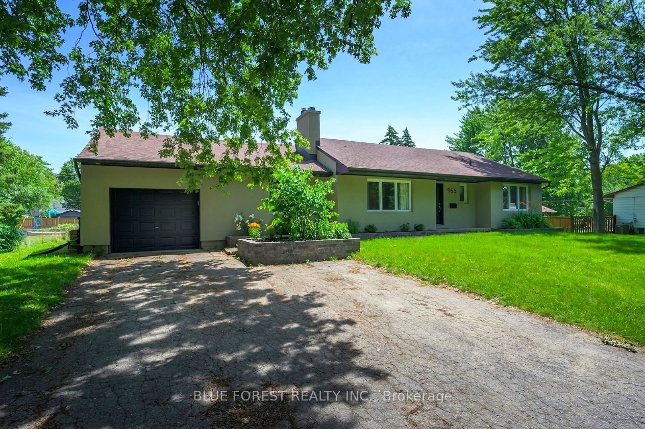 966 Glenbanner Road Property Photo 2