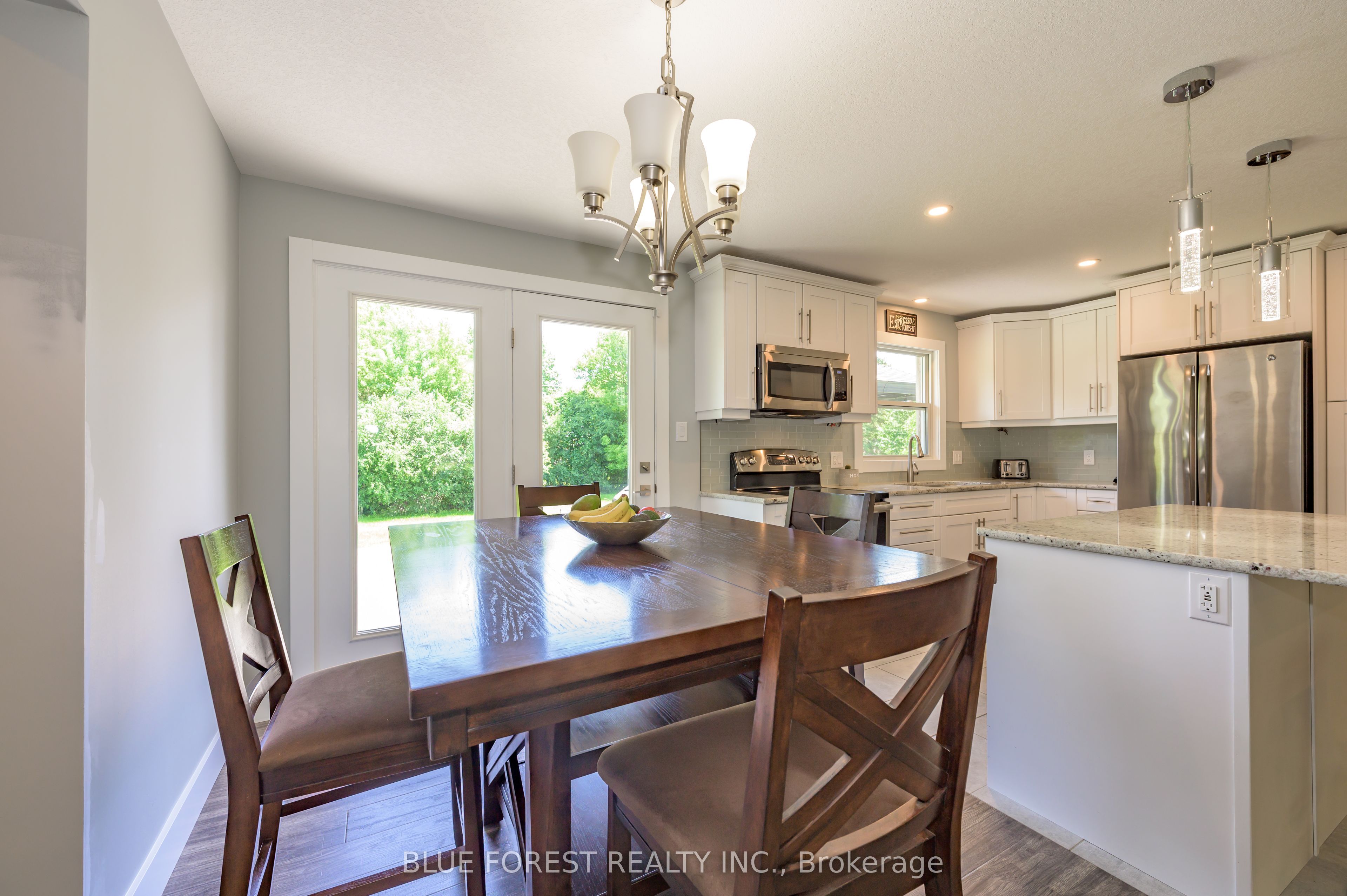 966 Glenbanner Road Property Photo 13