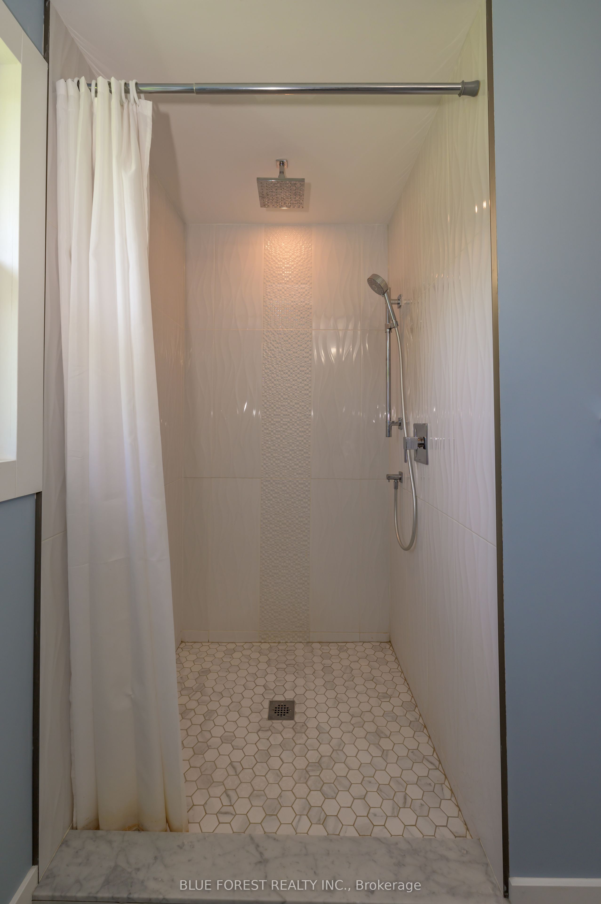 966 Glenbanner Road Property Photo 17