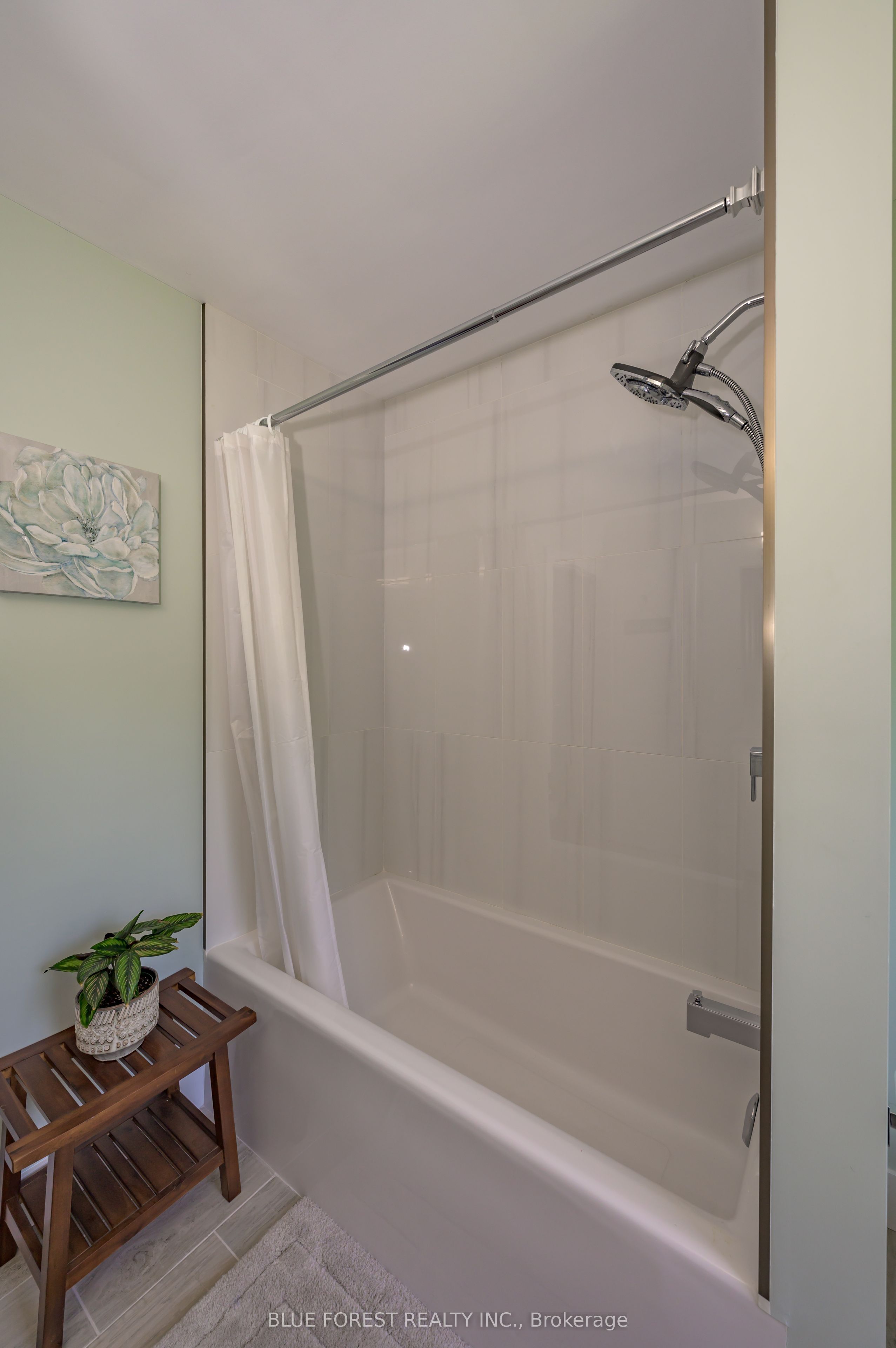 966 Glenbanner Road Property Photo 23