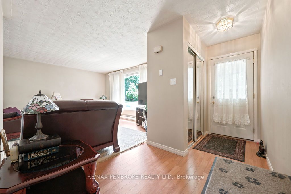 1656 Beachburg Road Property Photo 6