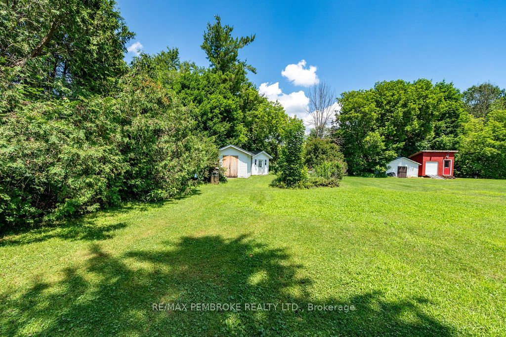 1656 Beachburg Road Property Photo 37