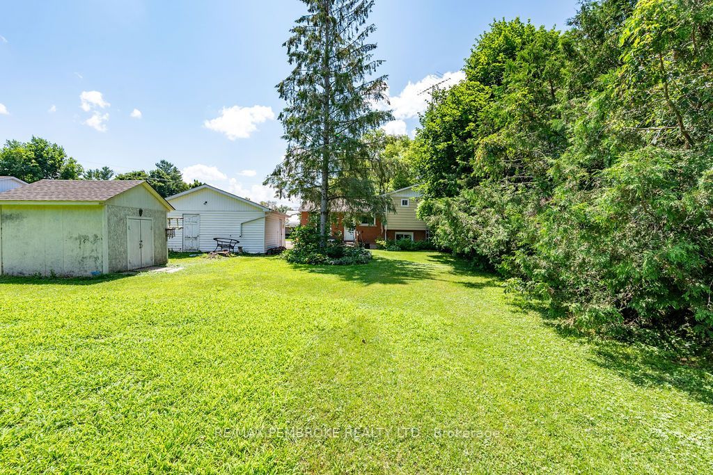 1656 Beachburg Road Property Photo 40