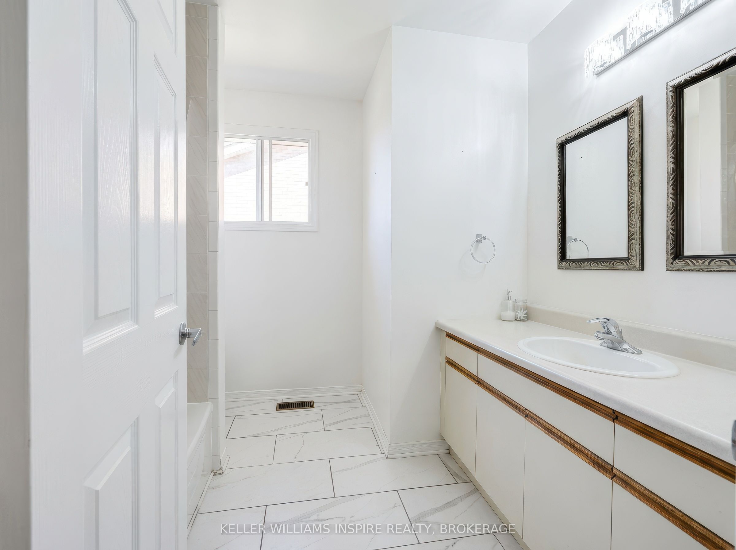 896 Mona Drive Property Photo 35