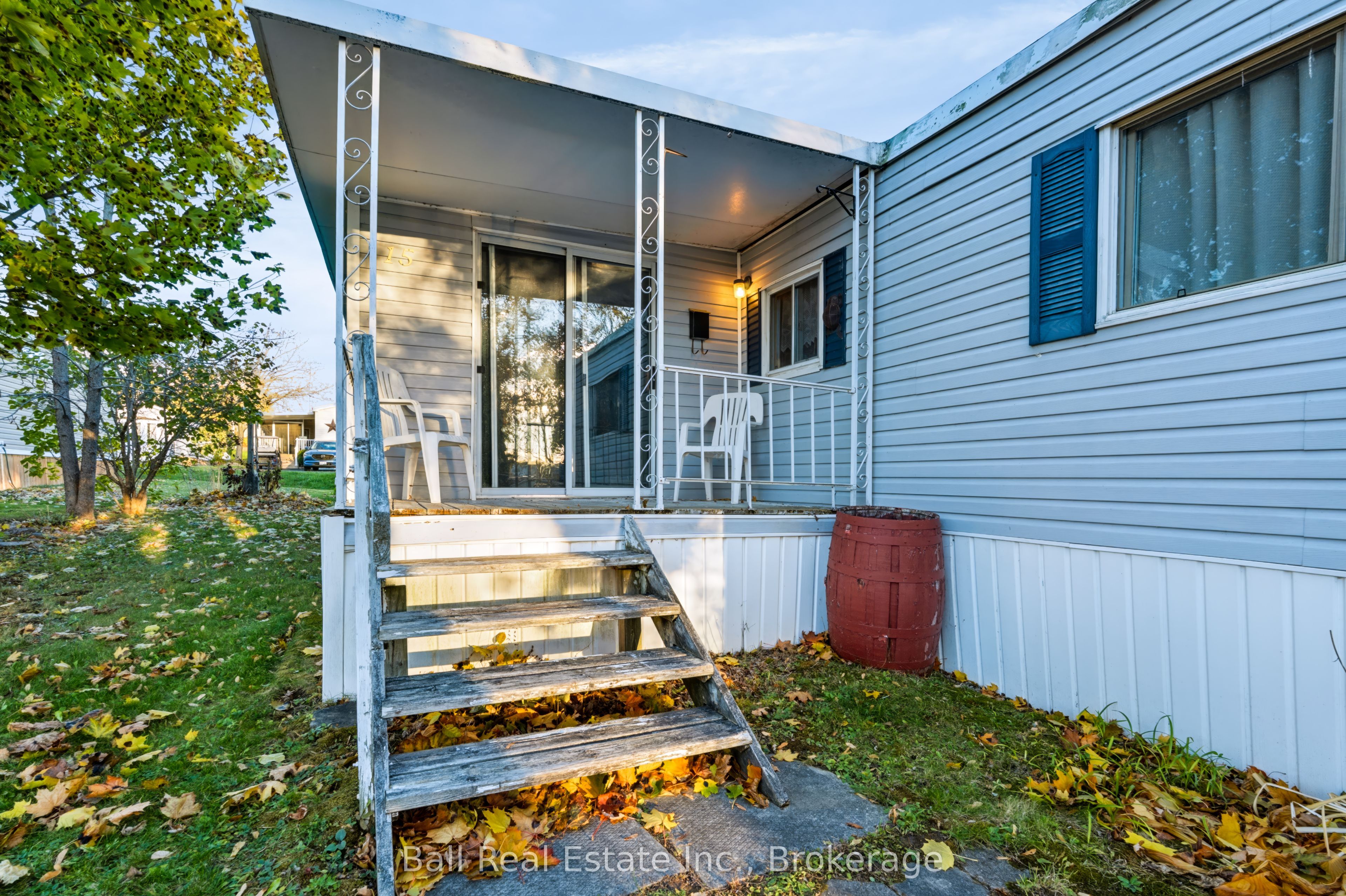 15 Mcgregor Central Drive Property Photo 5