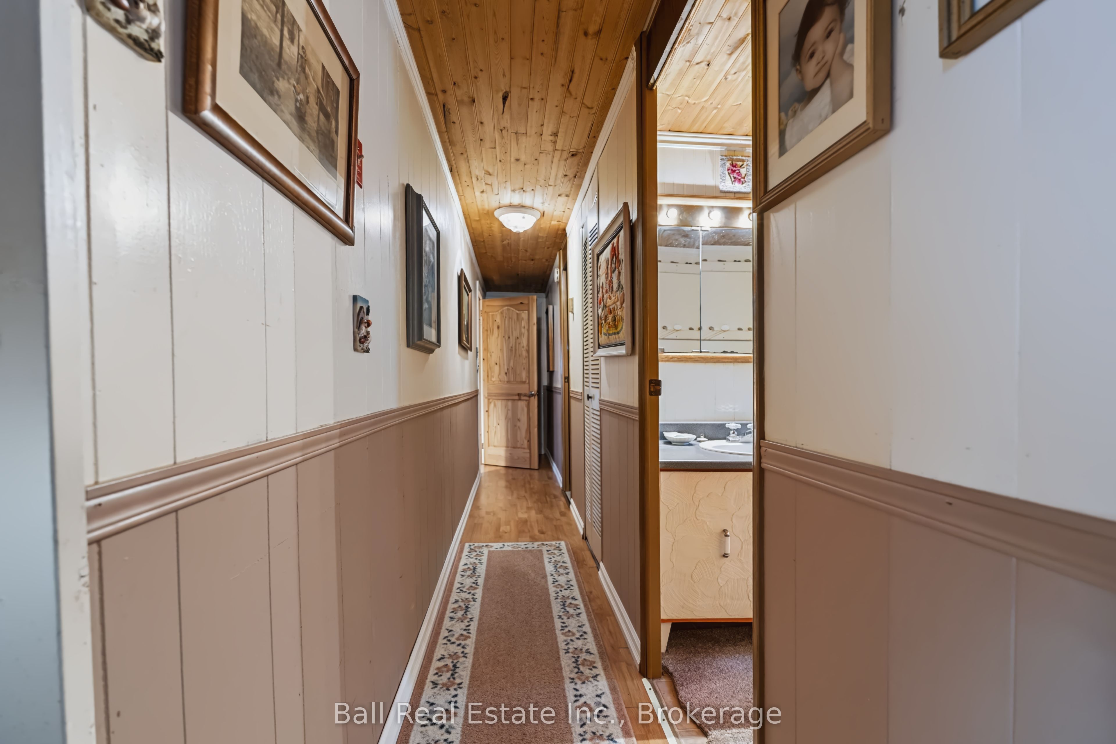 15 Mcgregor Central Drive Property Photo 11