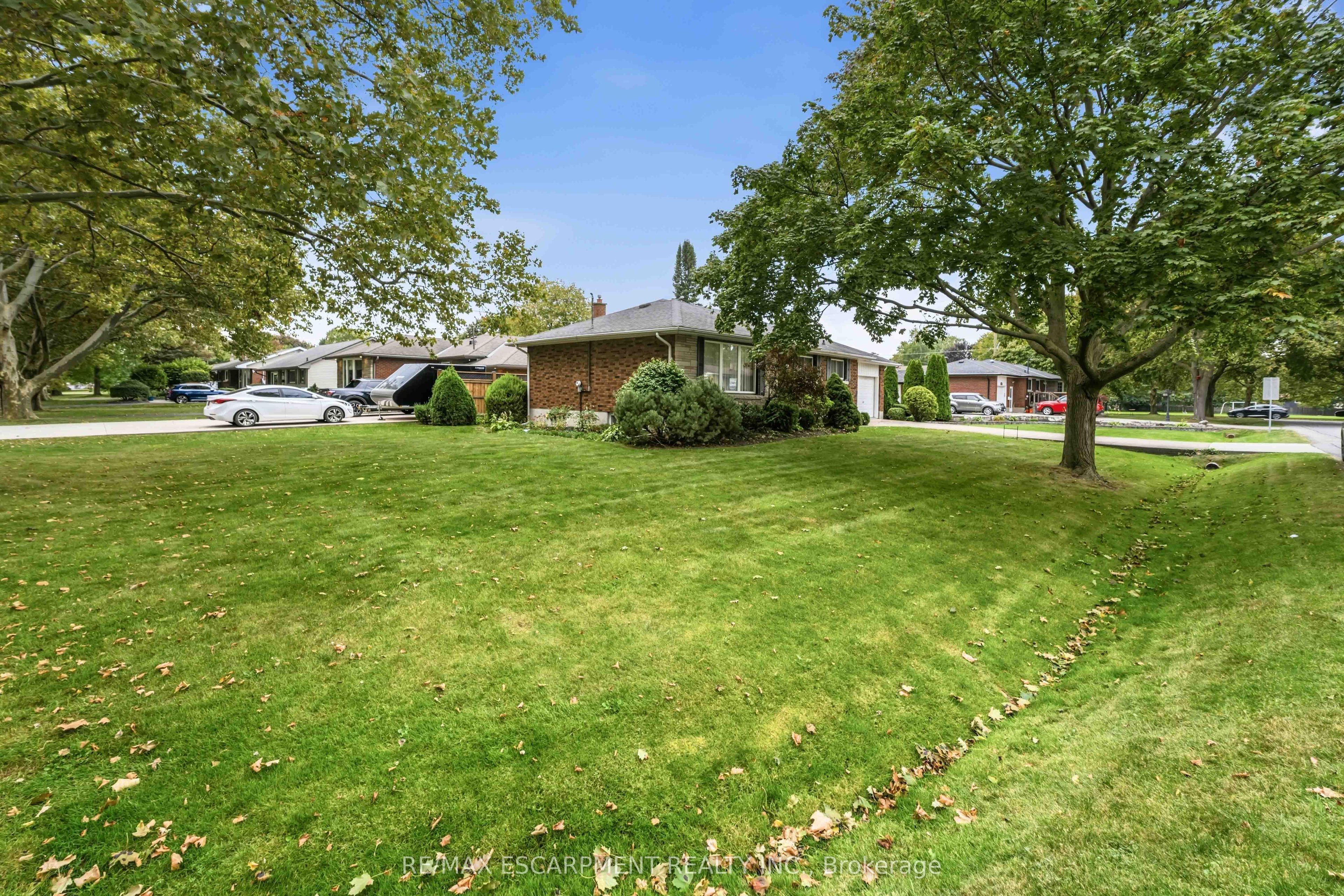4 Regina Avenue Property Photo 4
