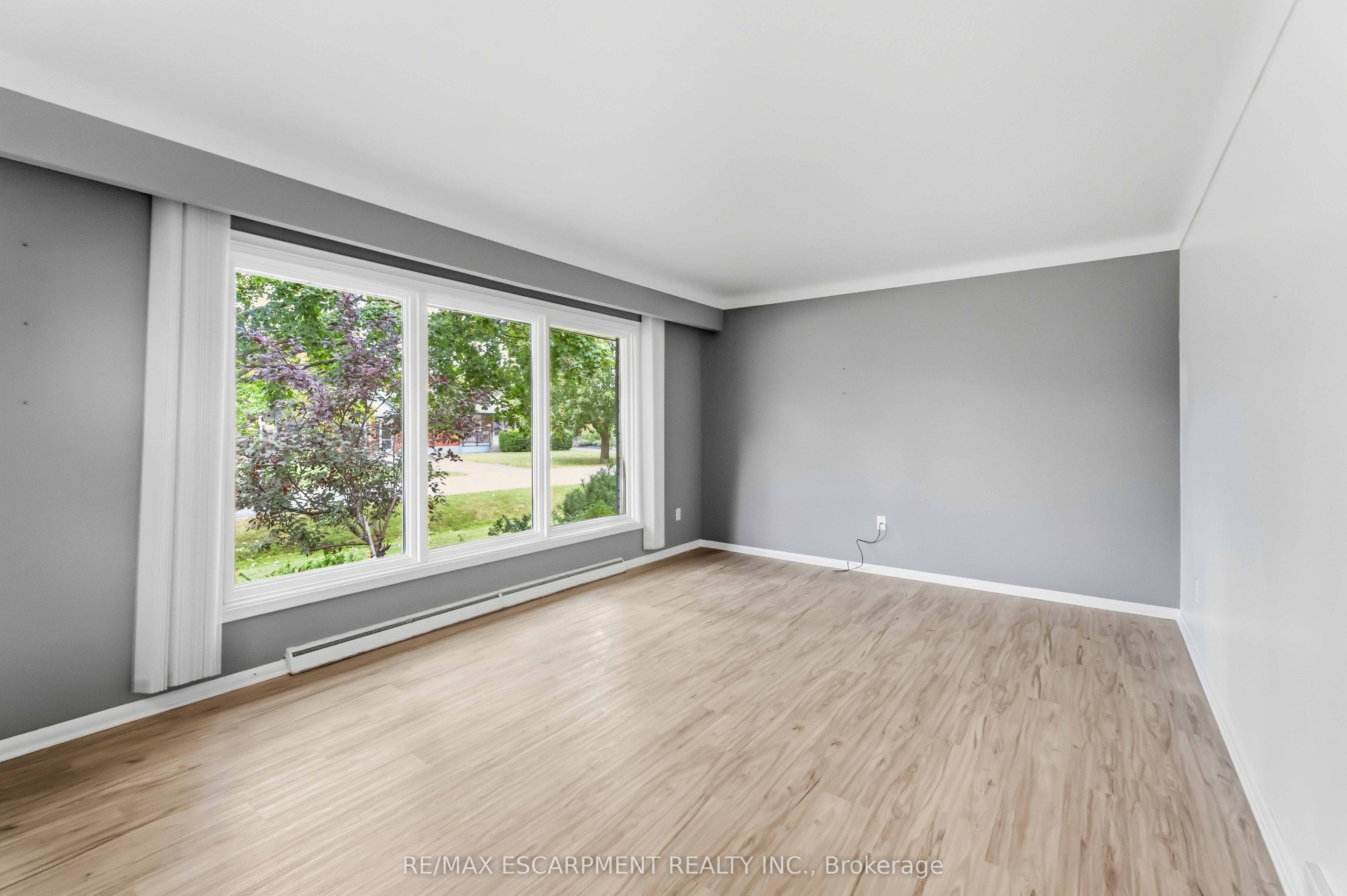 4 Regina Avenue Property Photo 6