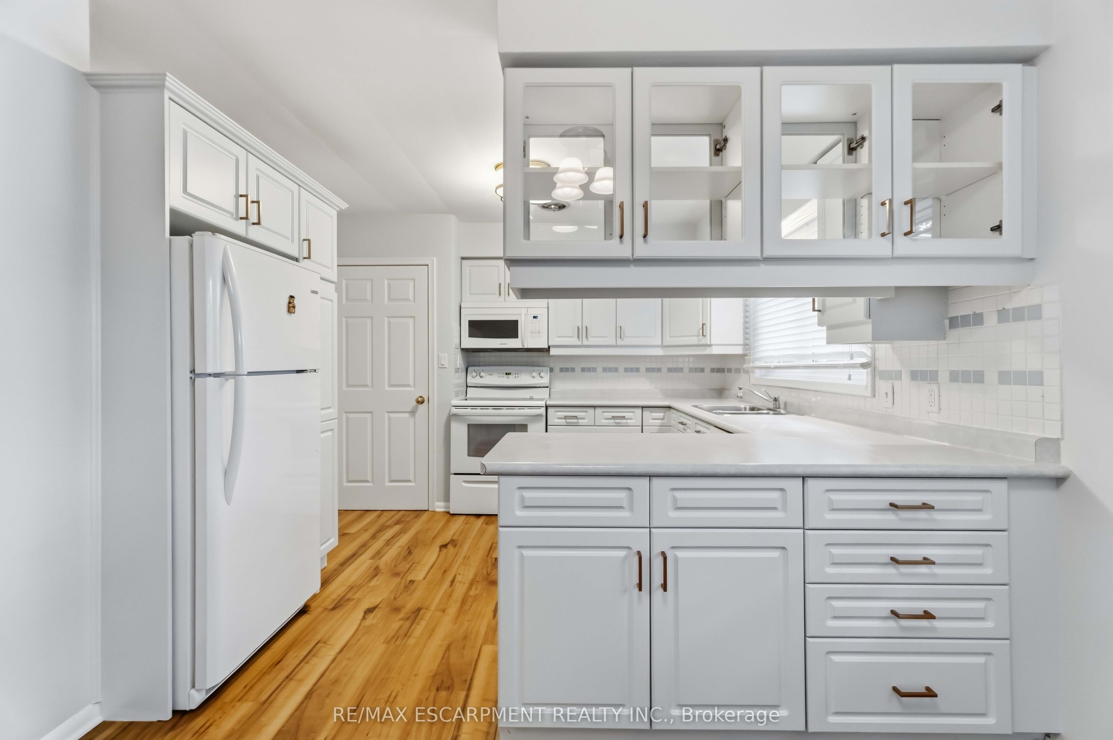 4 Regina Avenue Property Photo 11