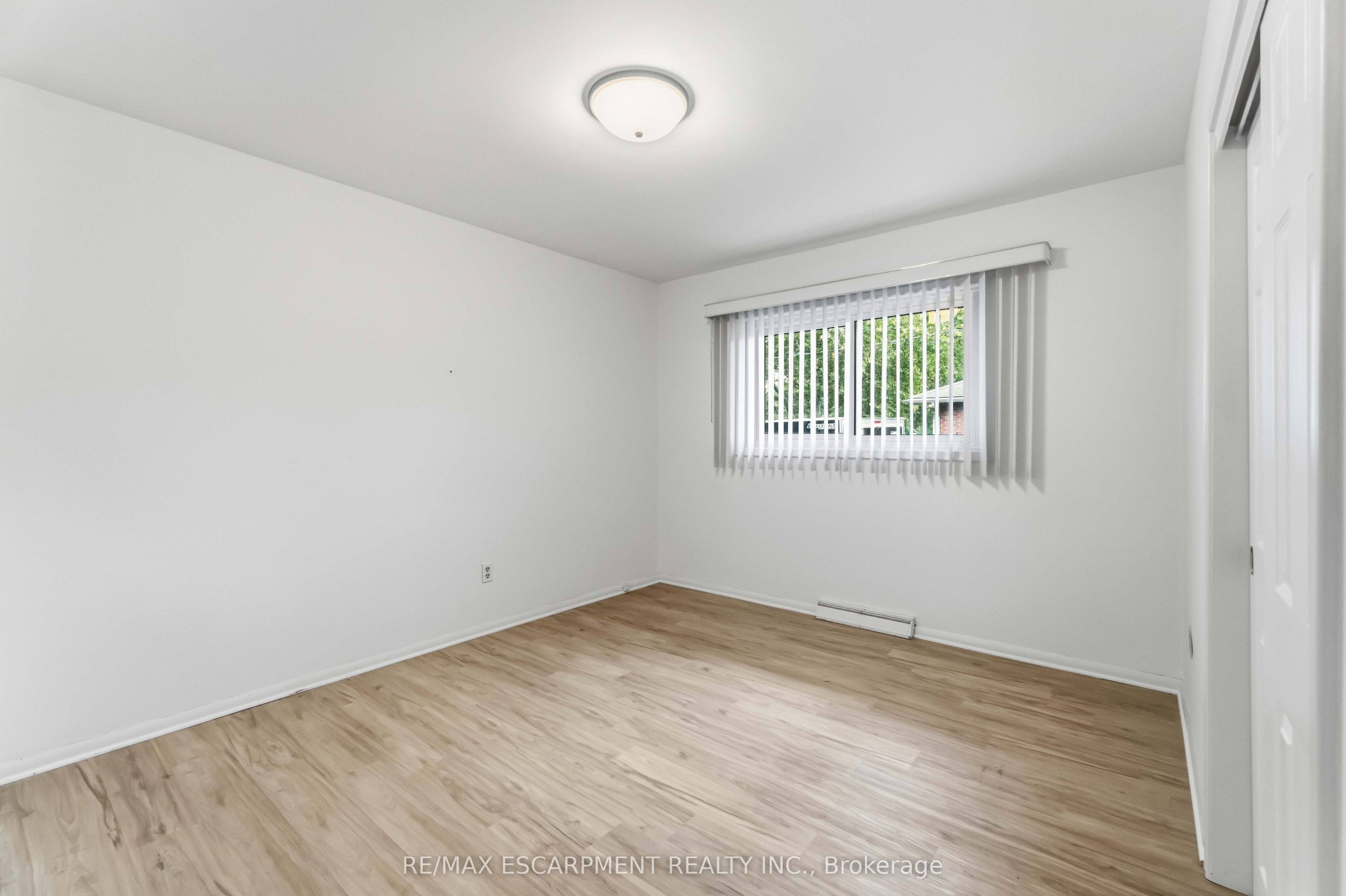 4 Regina Avenue Property Photo 13