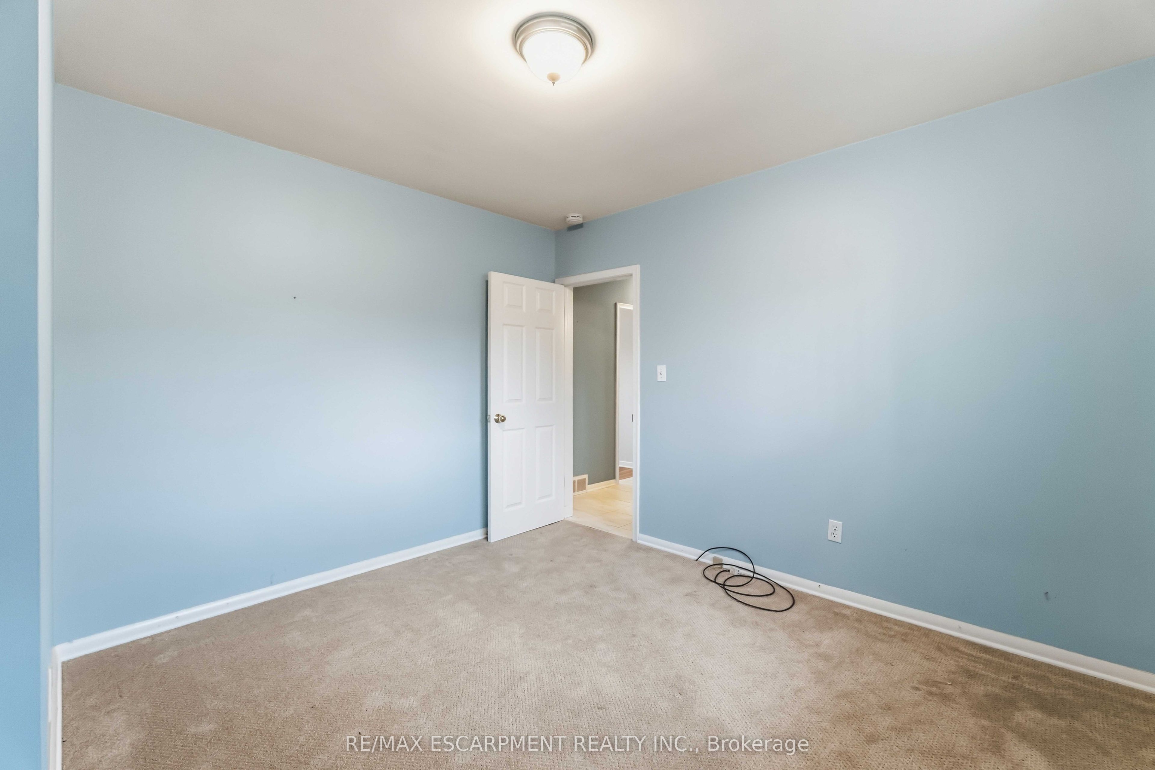 4 Regina Avenue Property Photo 17