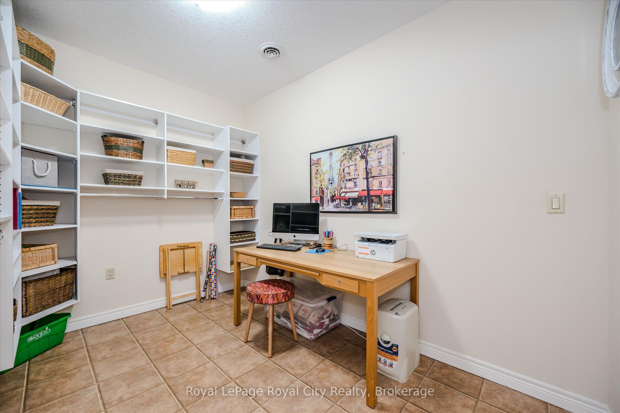 65 Bayberry Drive 401 Property Photo 23