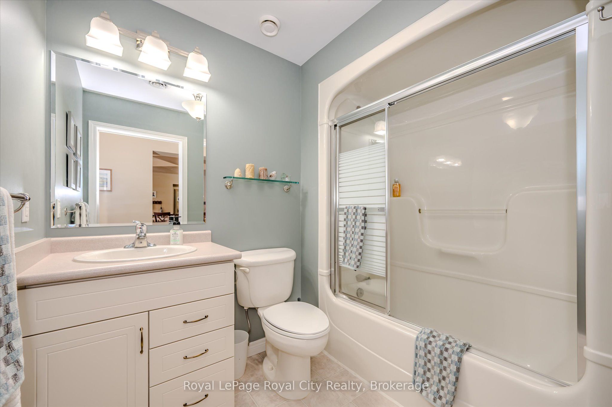 65 Bayberry Drive 401 Property Photo 27