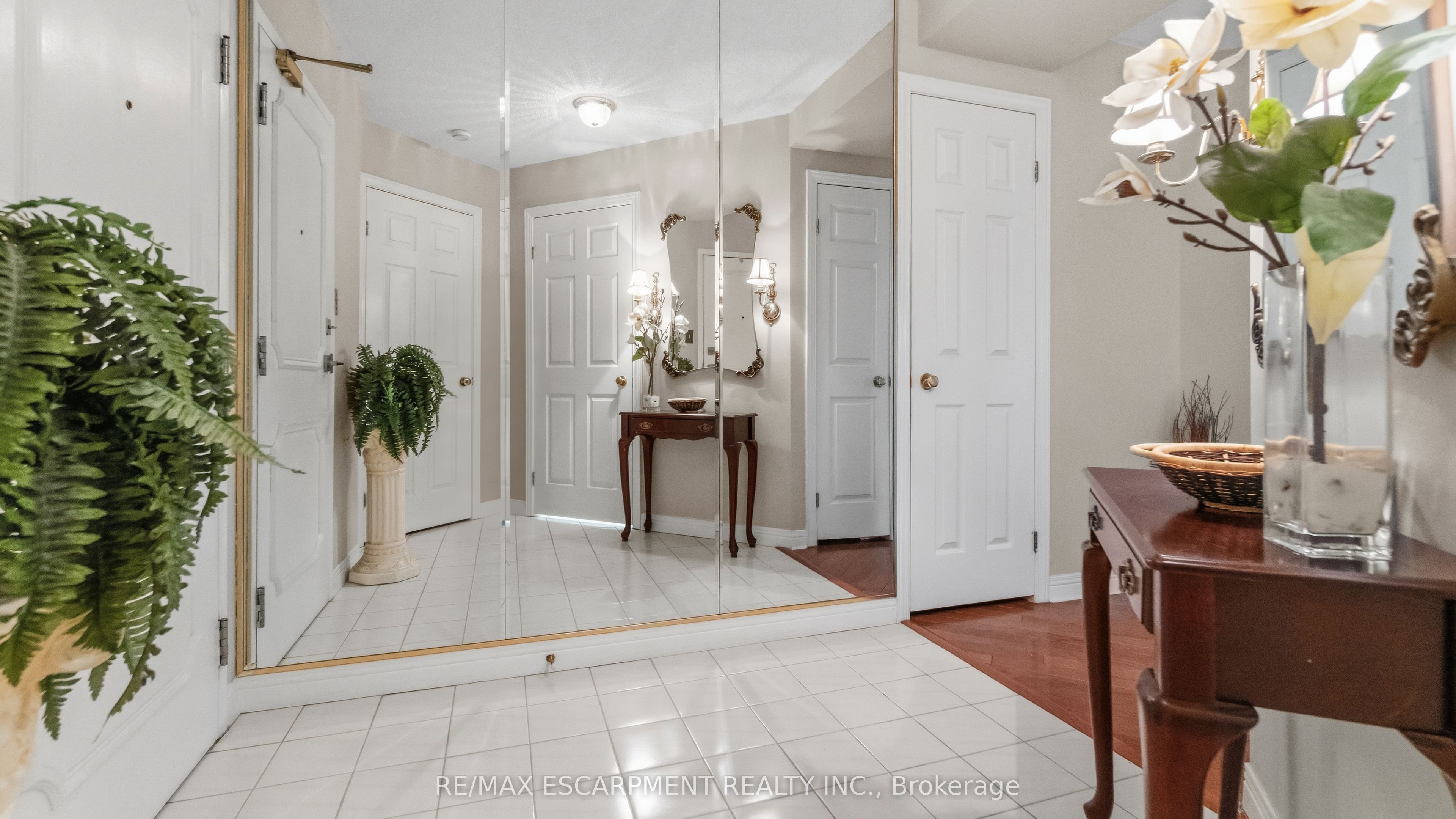 8 Village Green Boulevard 510 Property Photo 3