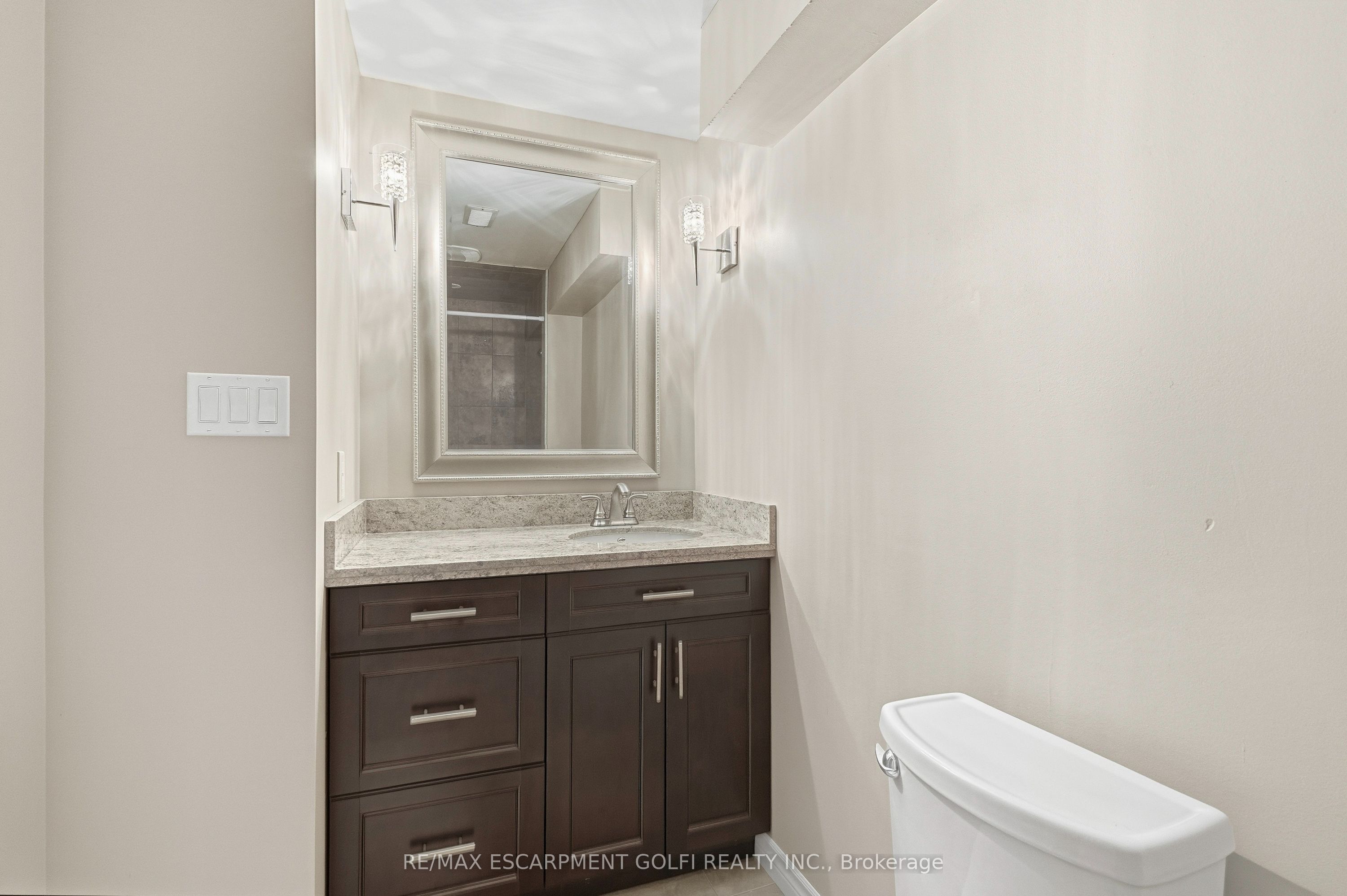 115 Bocelli Crescent Property Photo 24