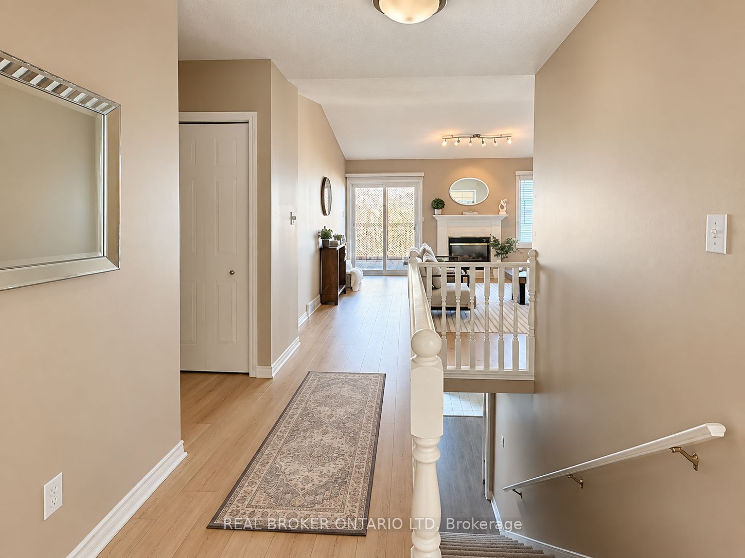 861 Shelborne Street 6 Property Photo 2