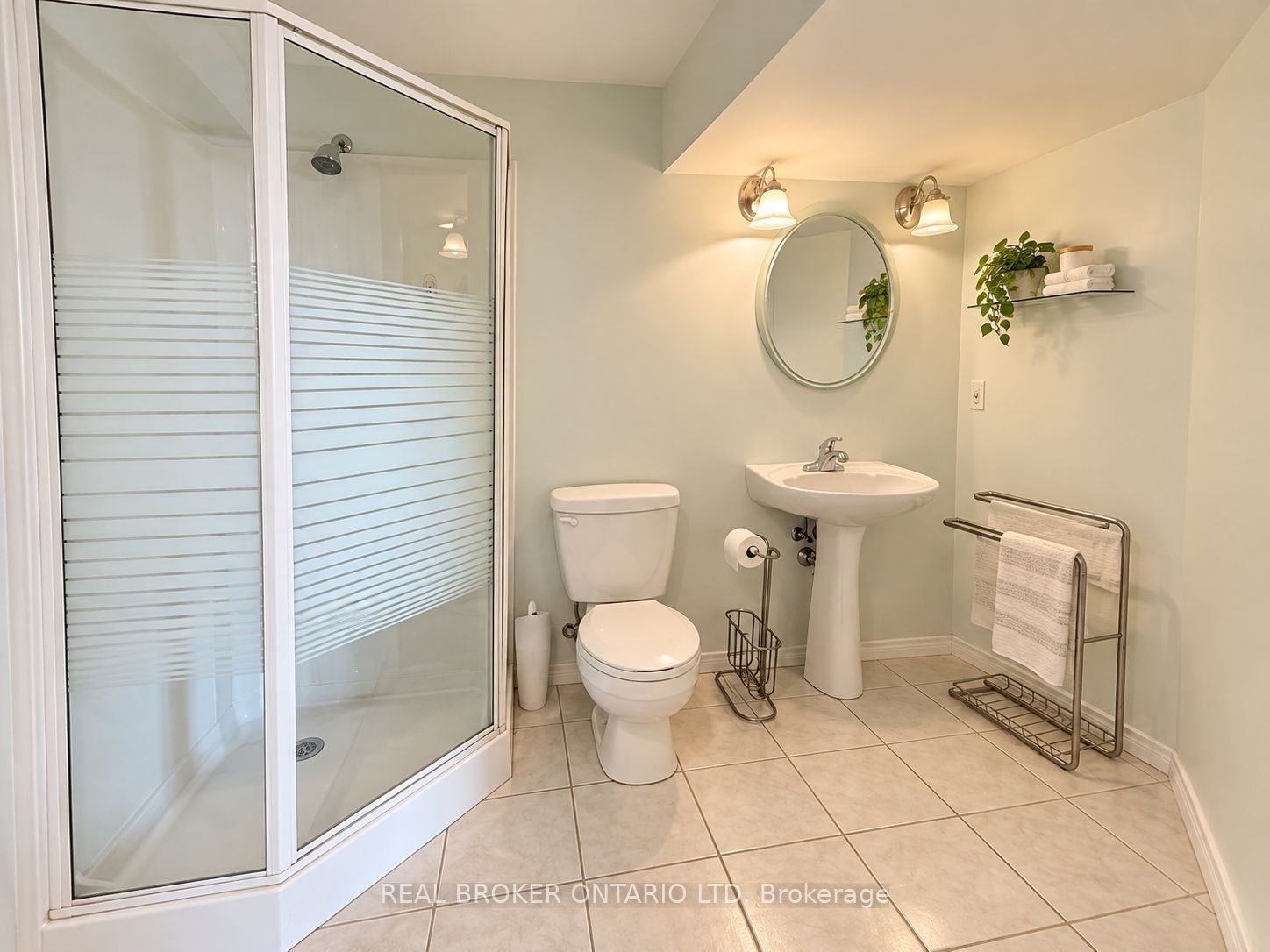 861 Shelborne Street 6 Property Photo 18