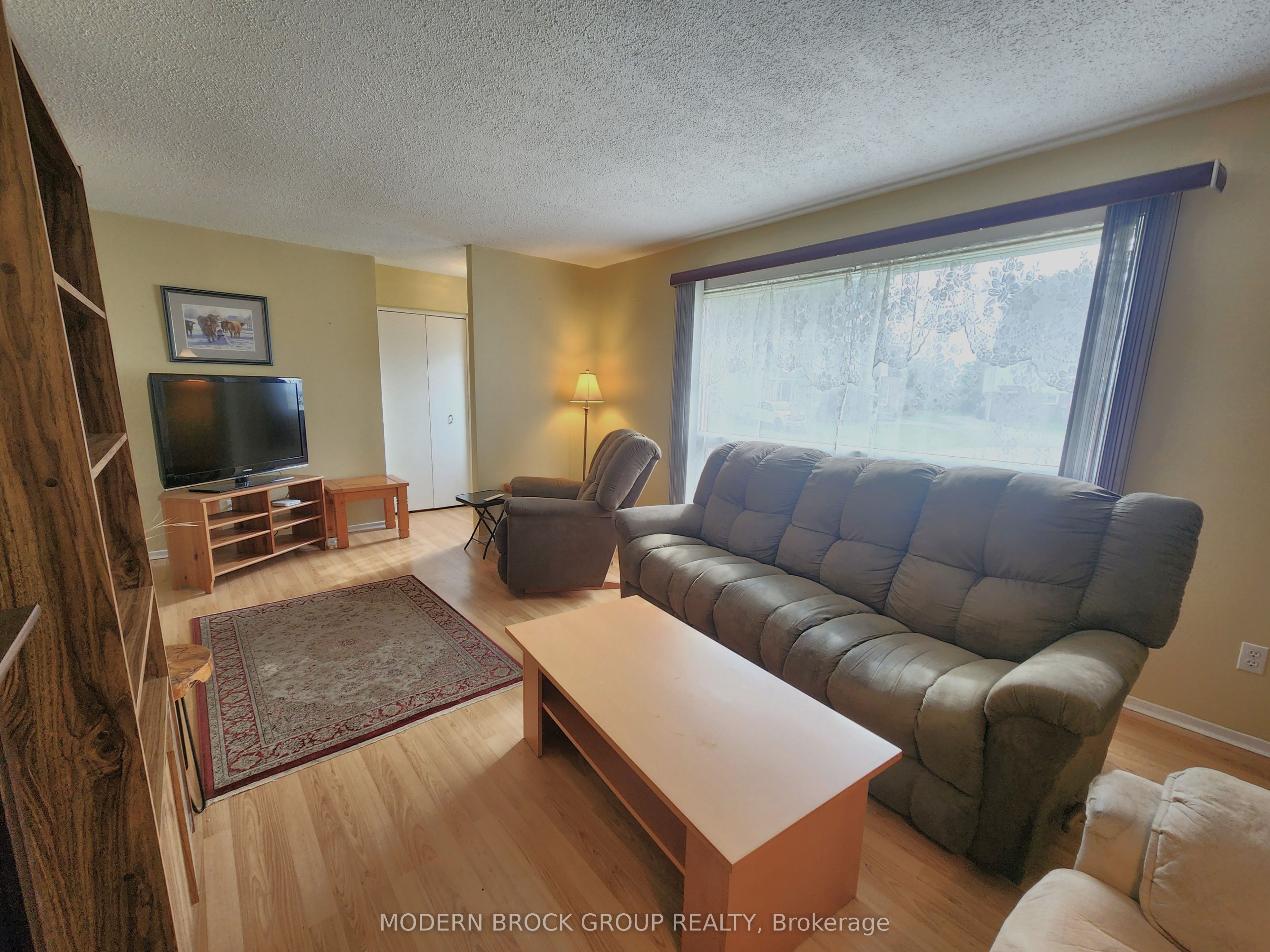944 Mackenzie Road Property Photo 6