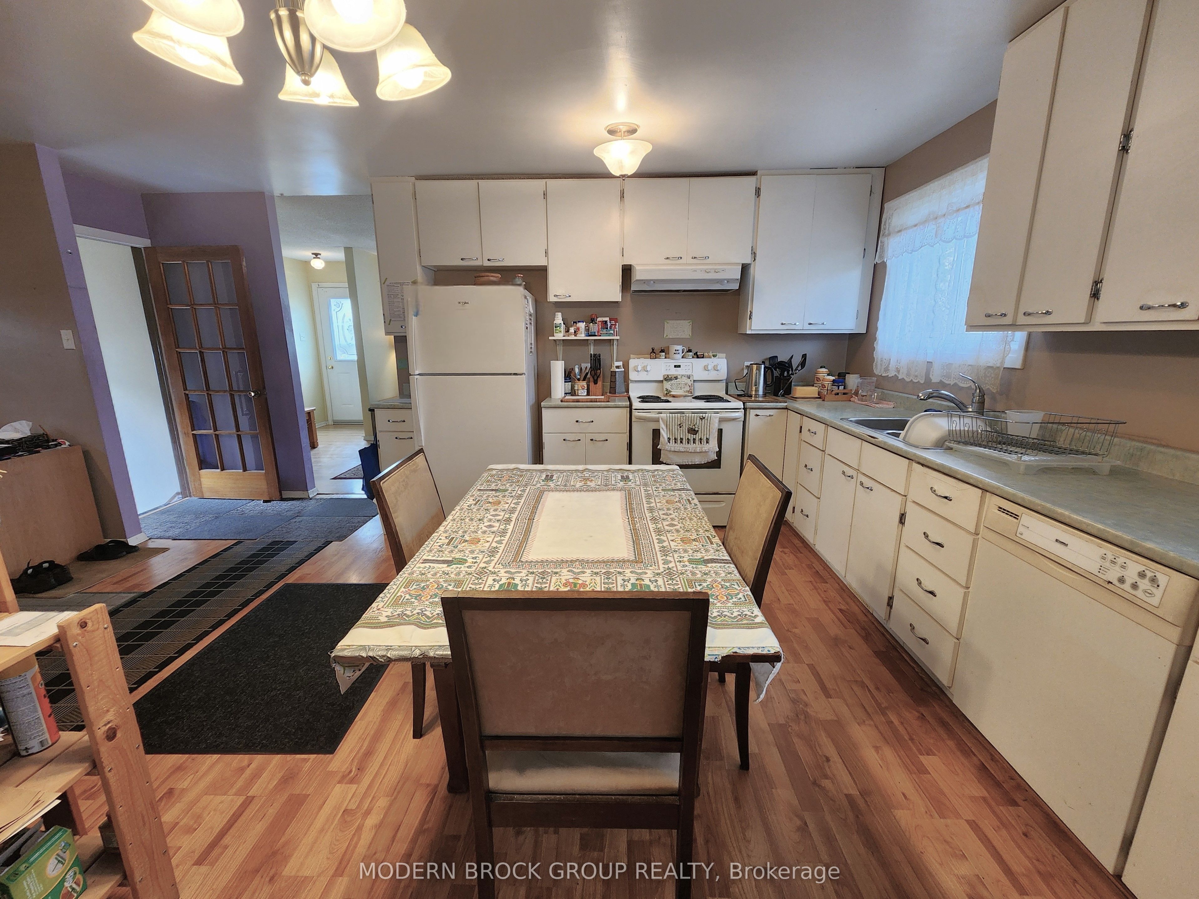 944 Mackenzie Road Property Photo 10