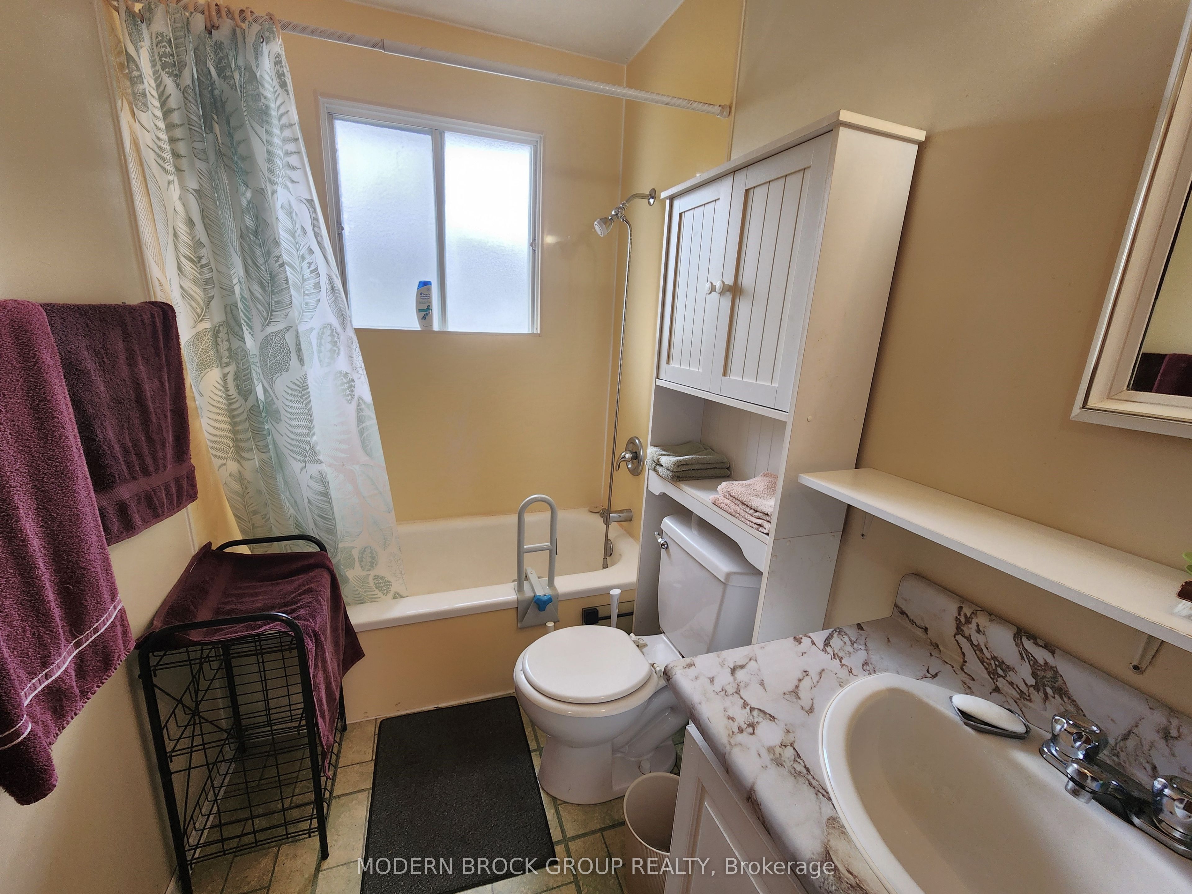 944 Mackenzie Road Property Photo 19
