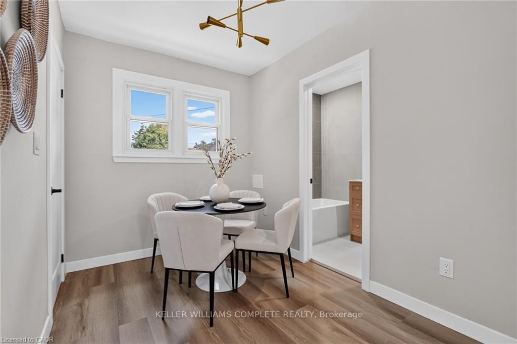 43 Brucedale Avenue E Property Photo 15
