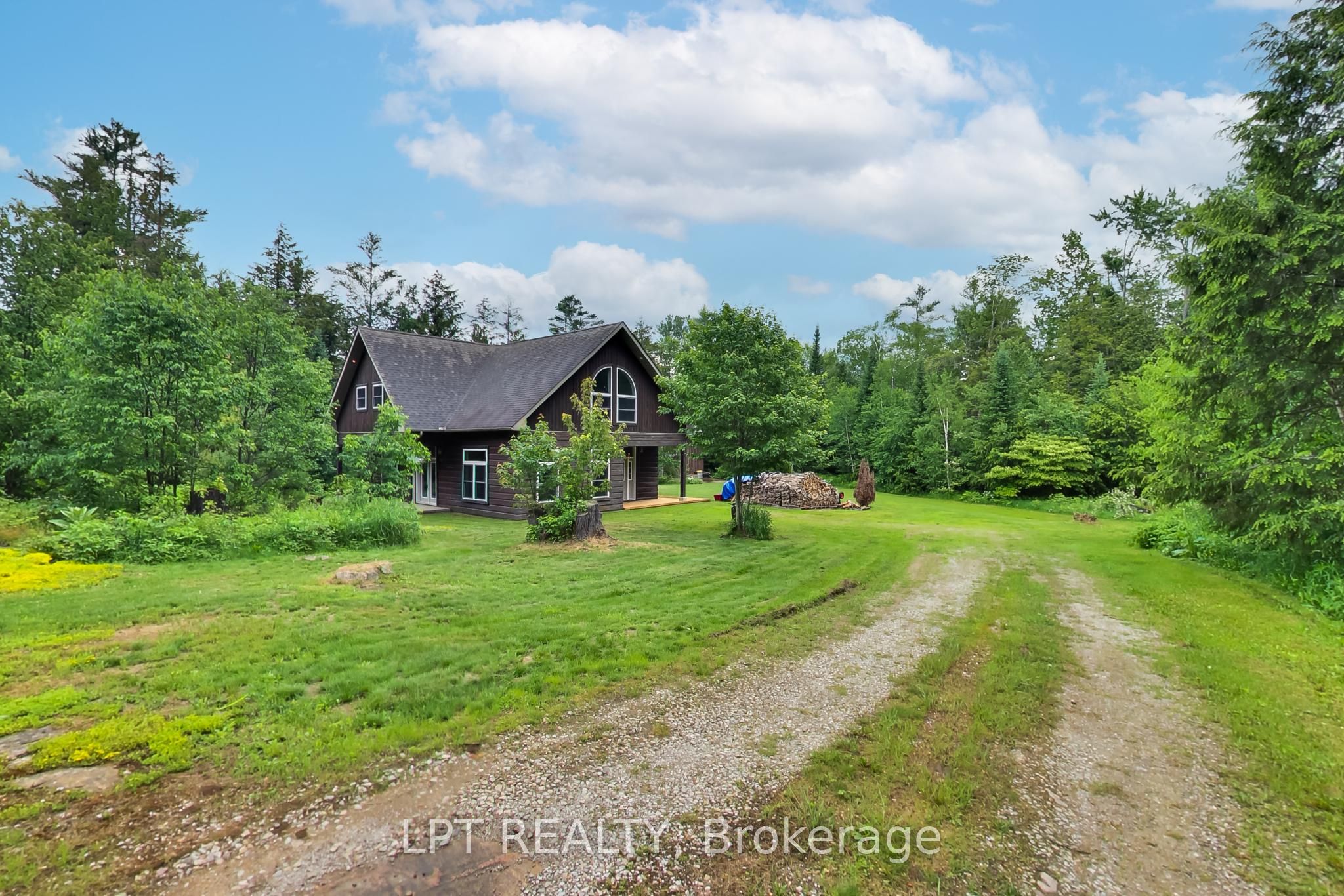1039 Ben Lake Road E Property Photo 1