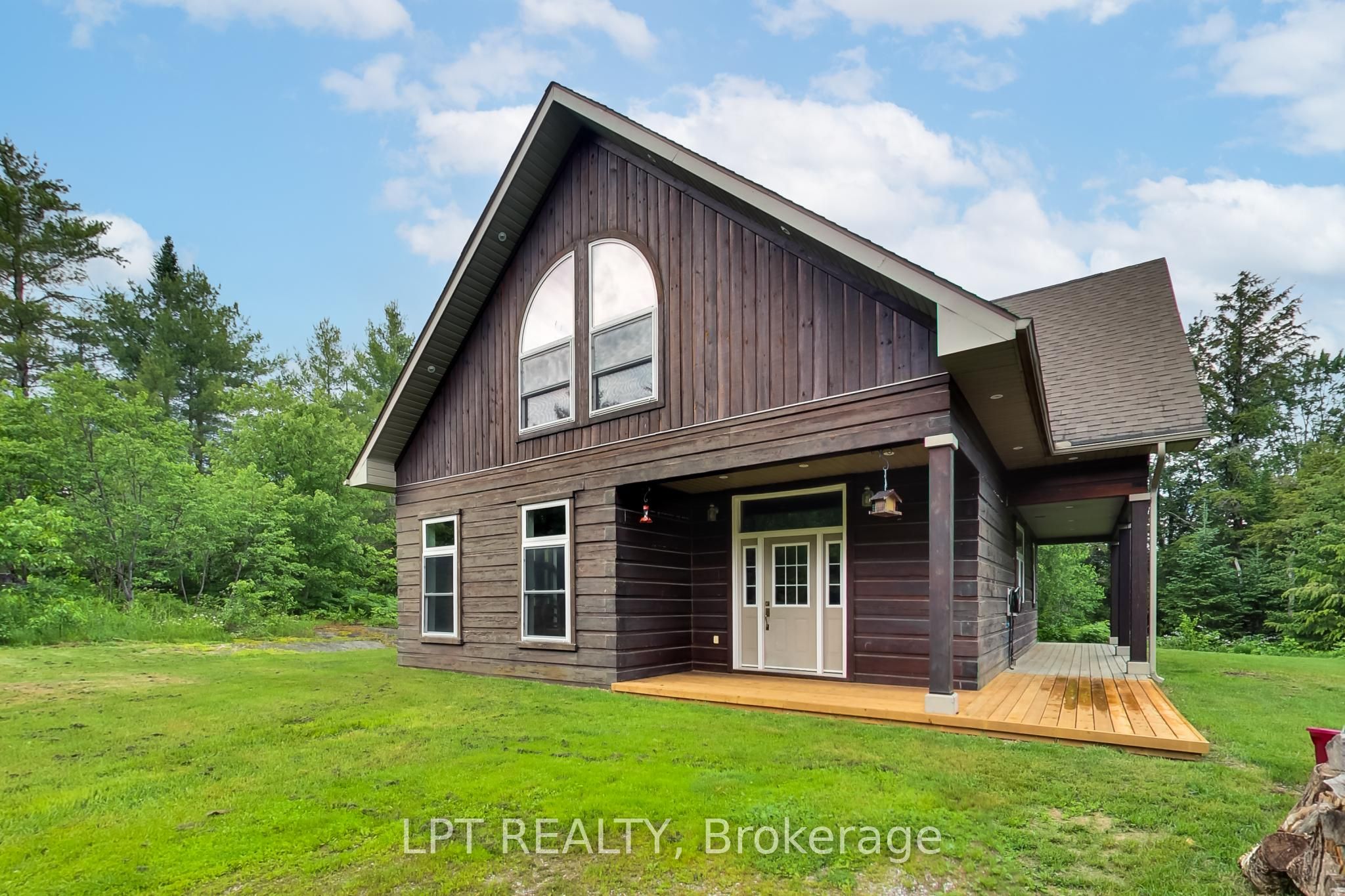 1039 Ben Lake Road E Property Photo 2