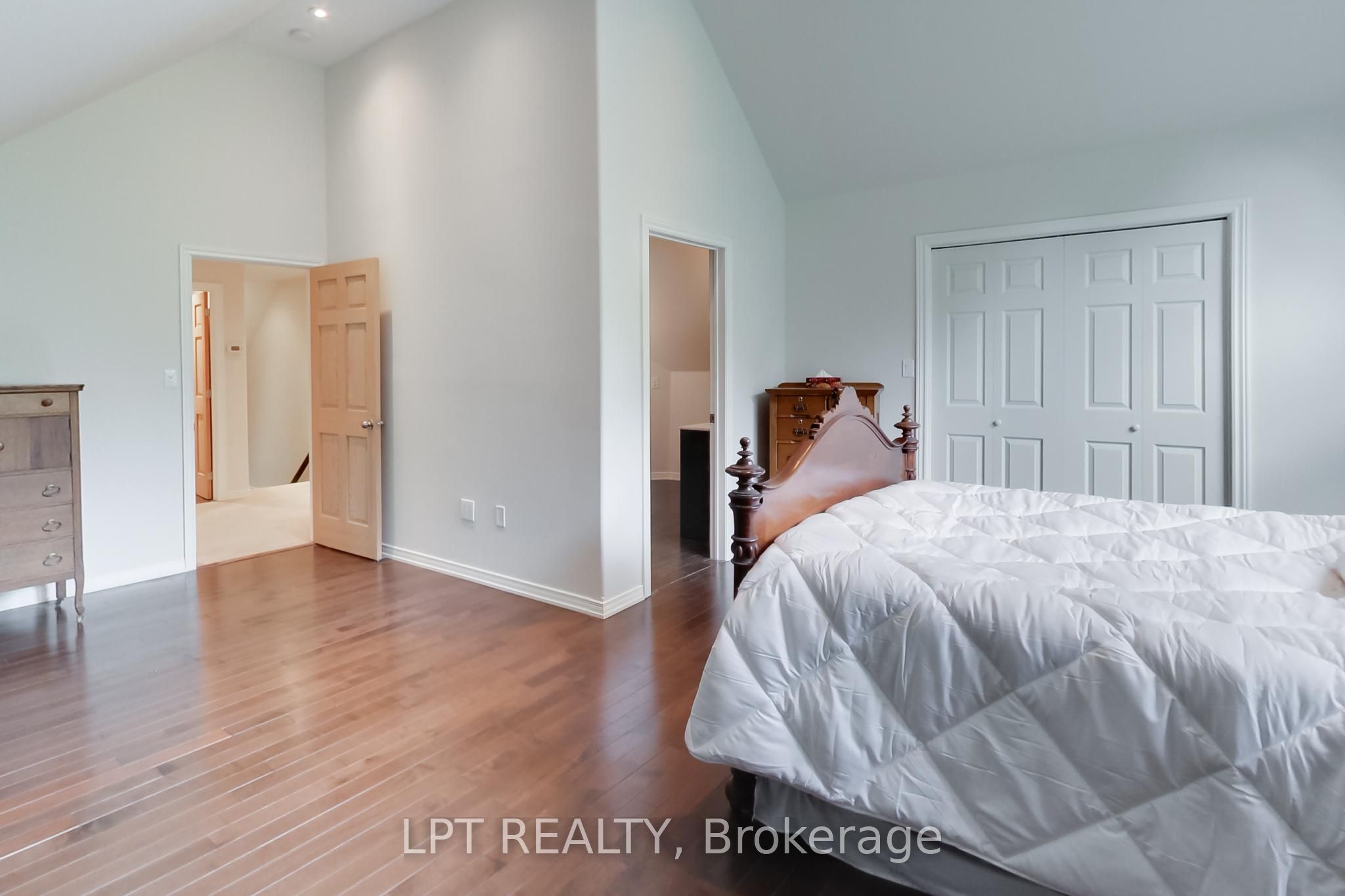 1039 Ben Lake Road E Property Photo 21