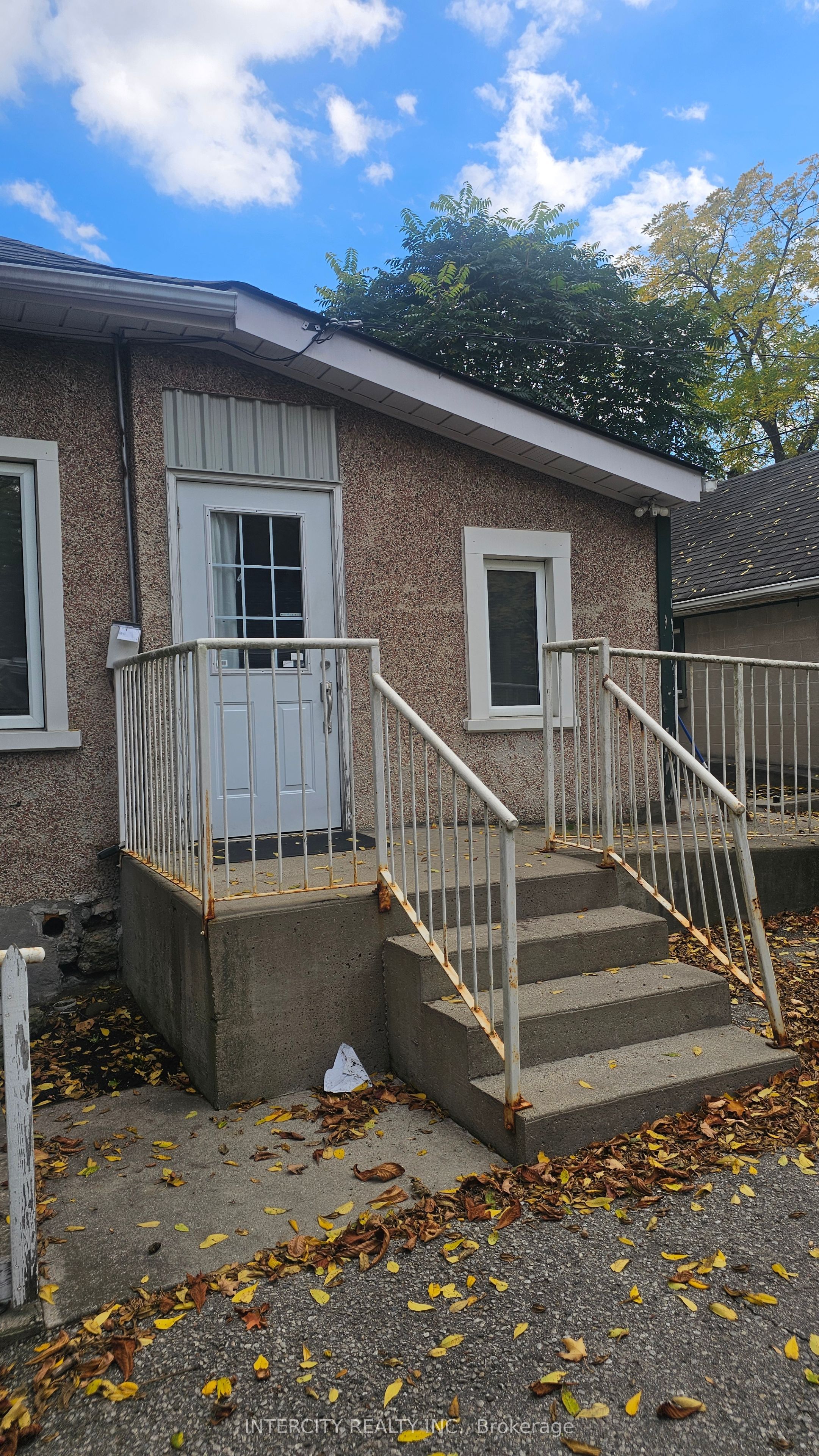 44 Cardigan Street Property Photo 3