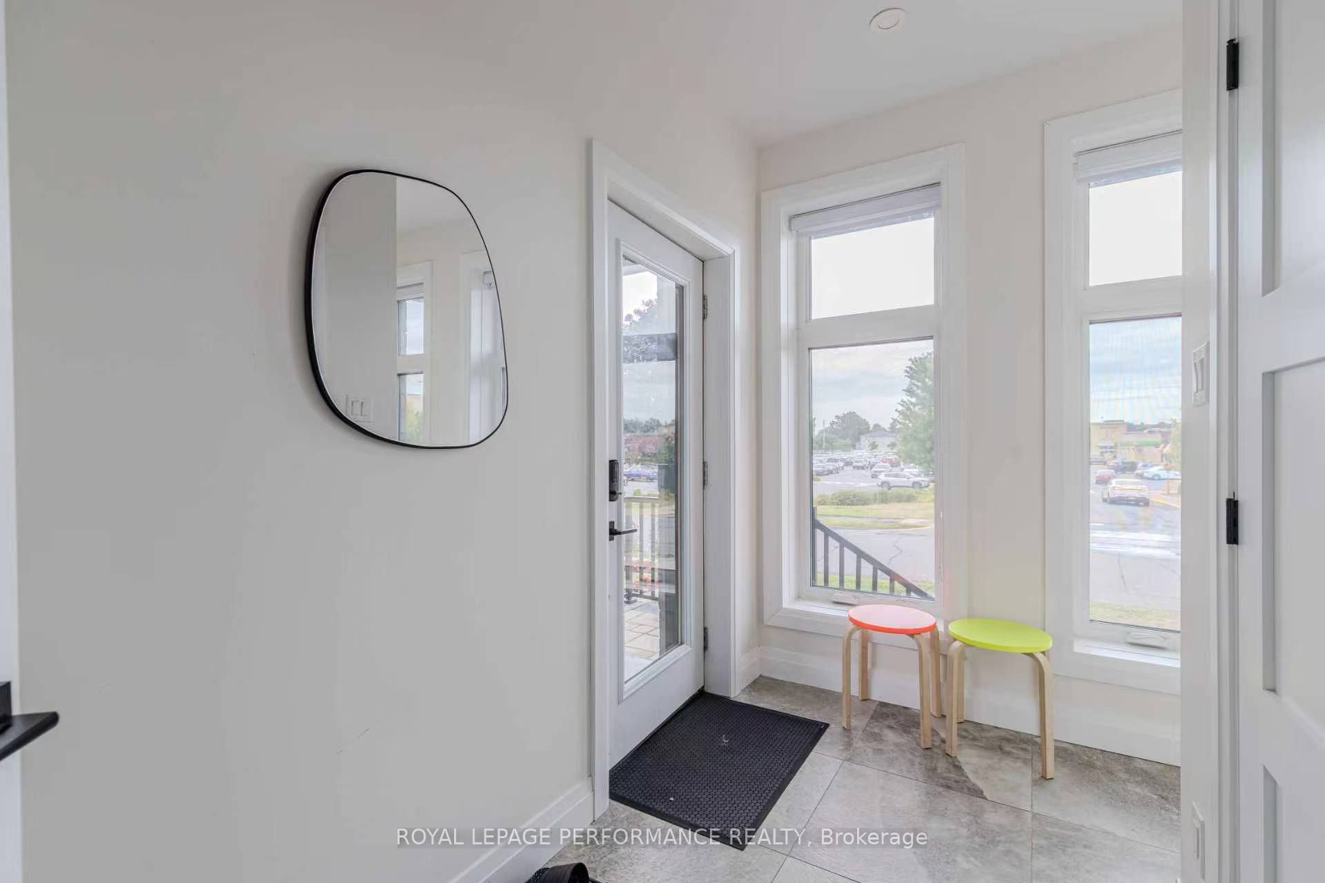 819 Aaron Avenue Unit B Property Photo 3