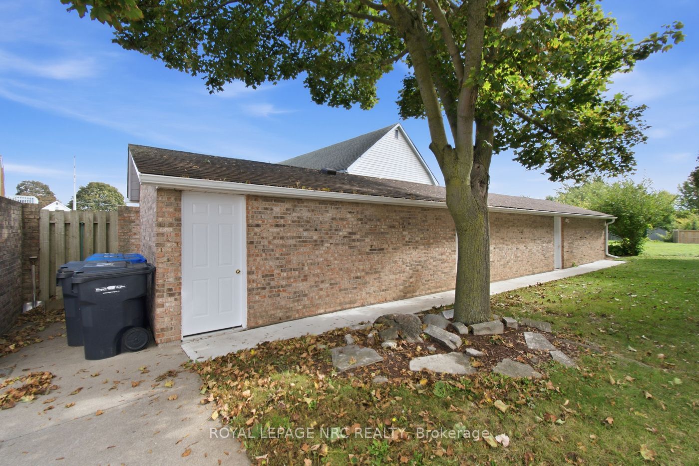 1061 Vansickle Road N 301 Property Photo 23
