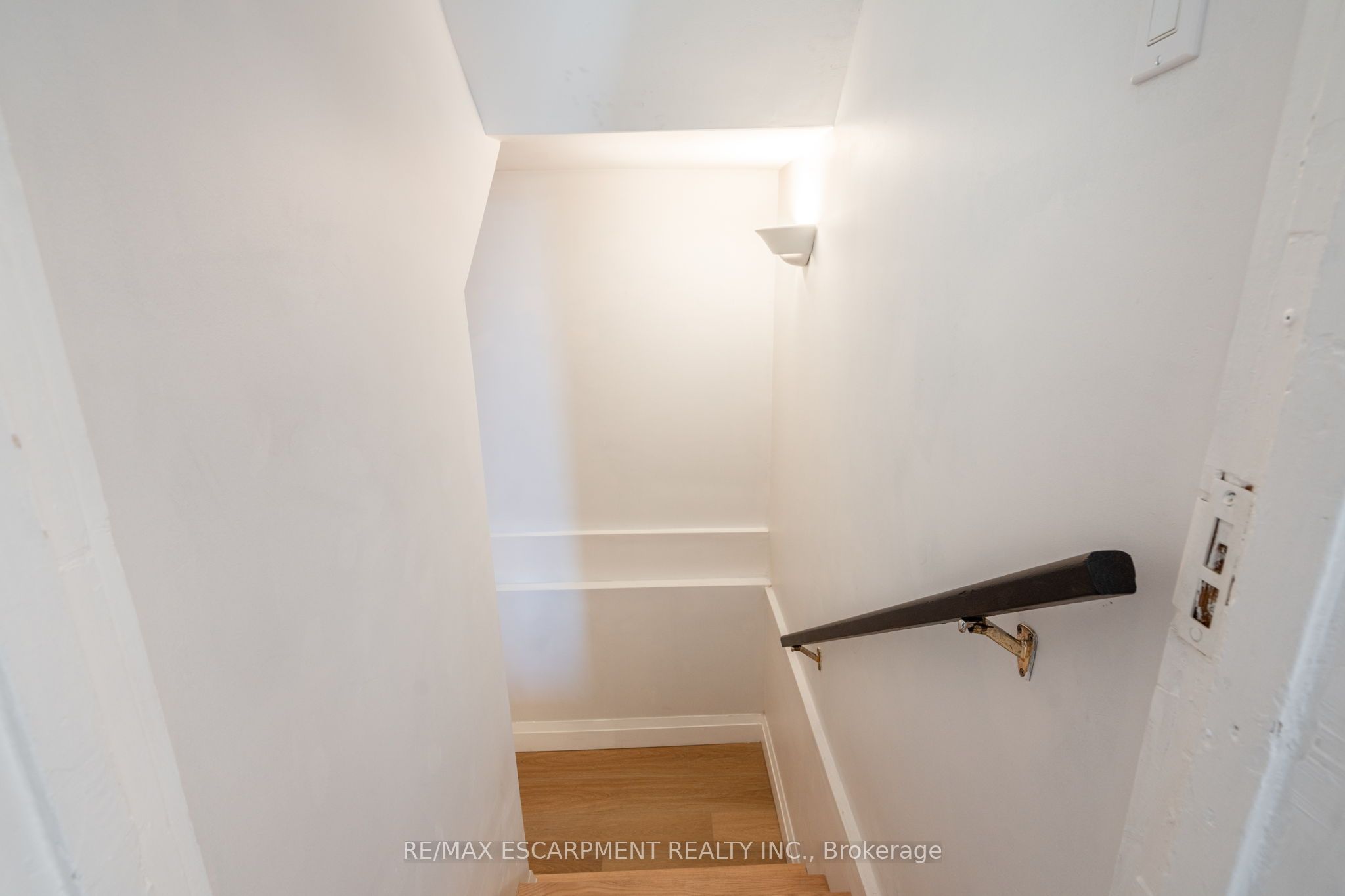 48 Burris Street 1 Property Photo 15