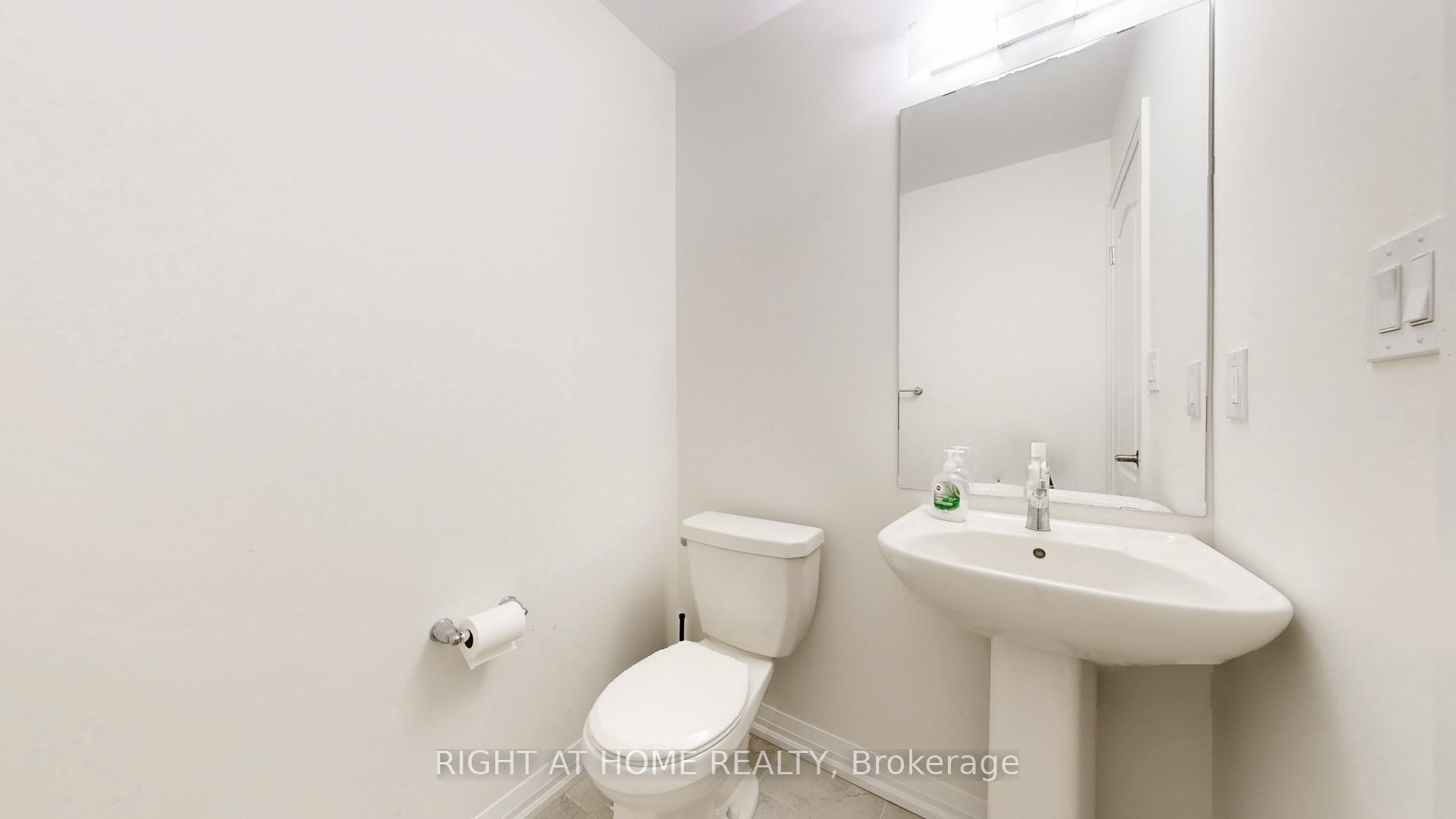 38 Lonsdale Road Property Photo 21