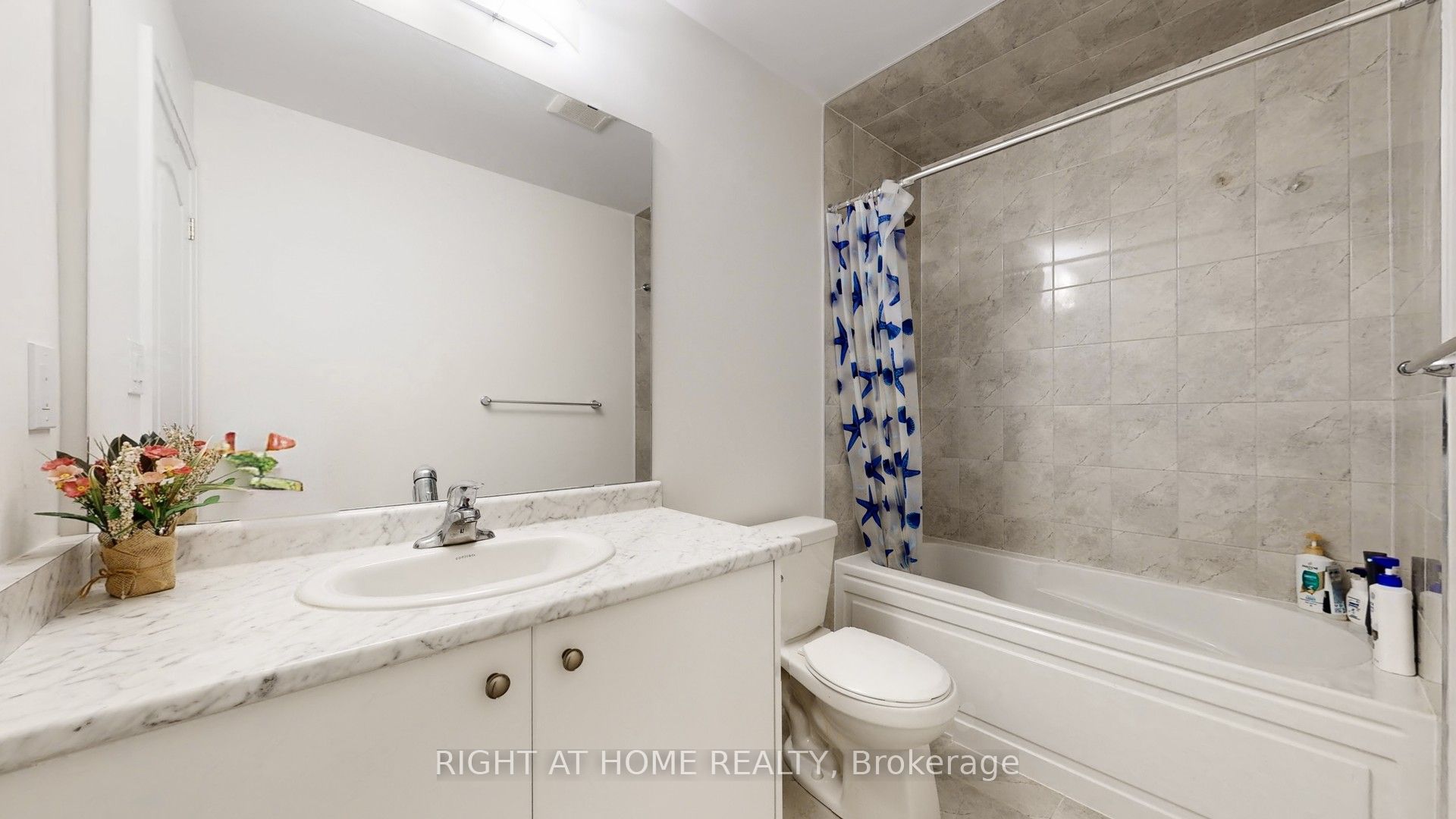 38 Lonsdale Road Property Photo 41