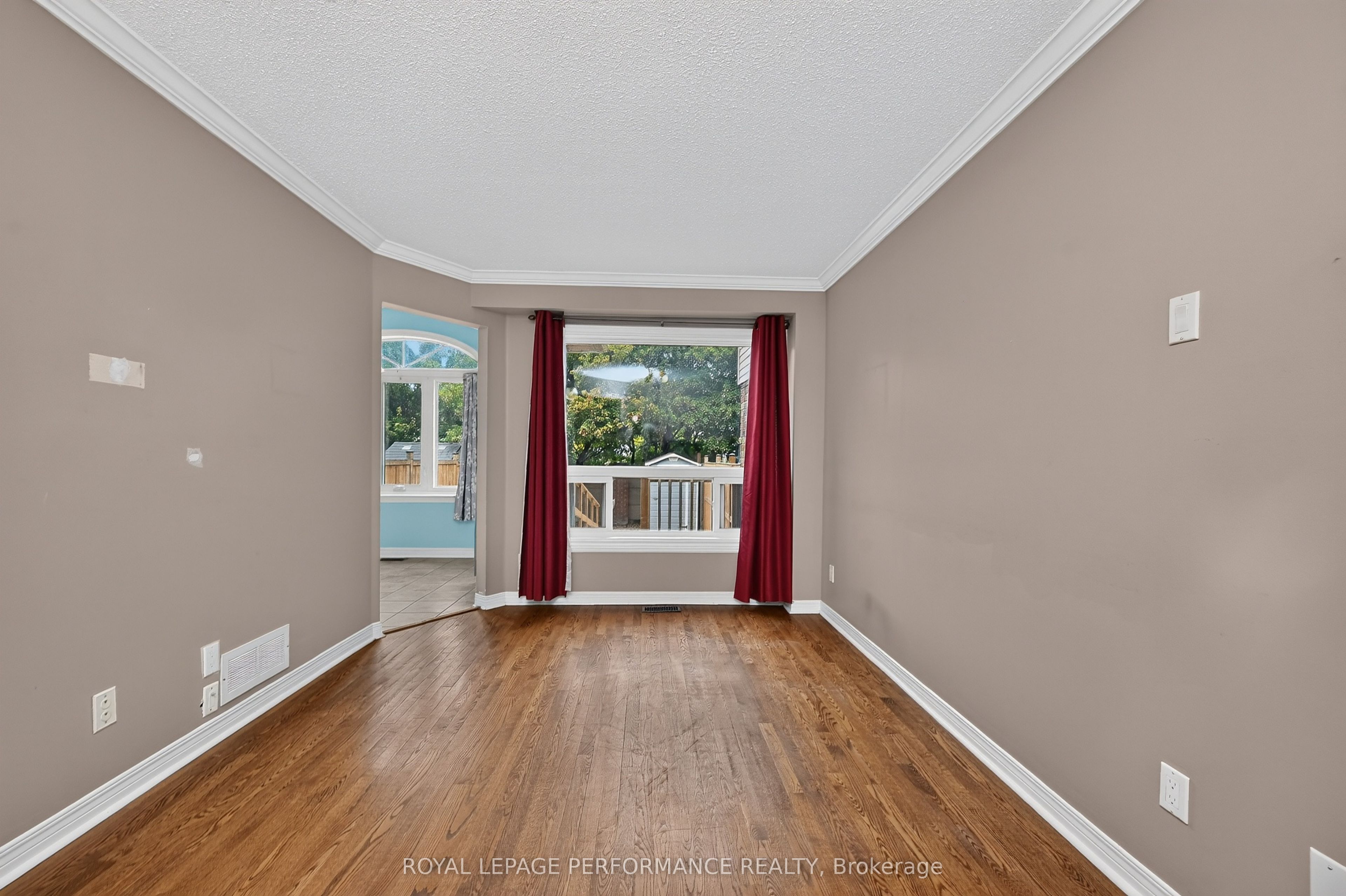 59 Grenadier Way Property Photo 11