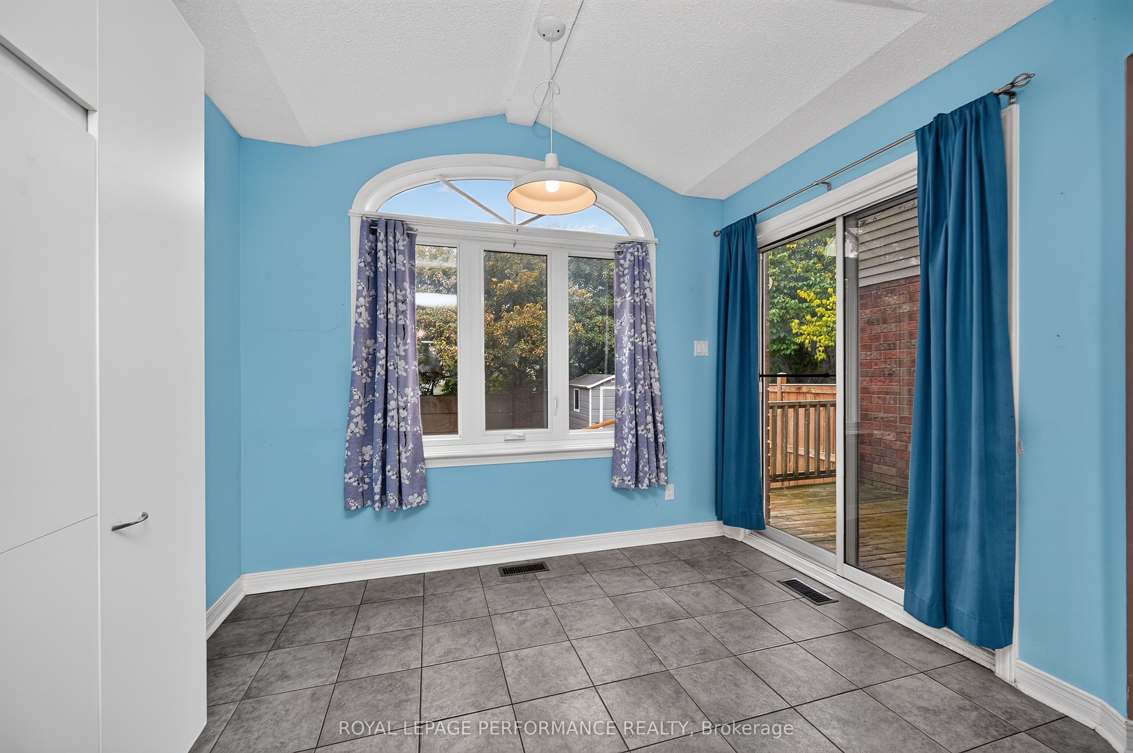 59 Grenadier Way Property Photo 20