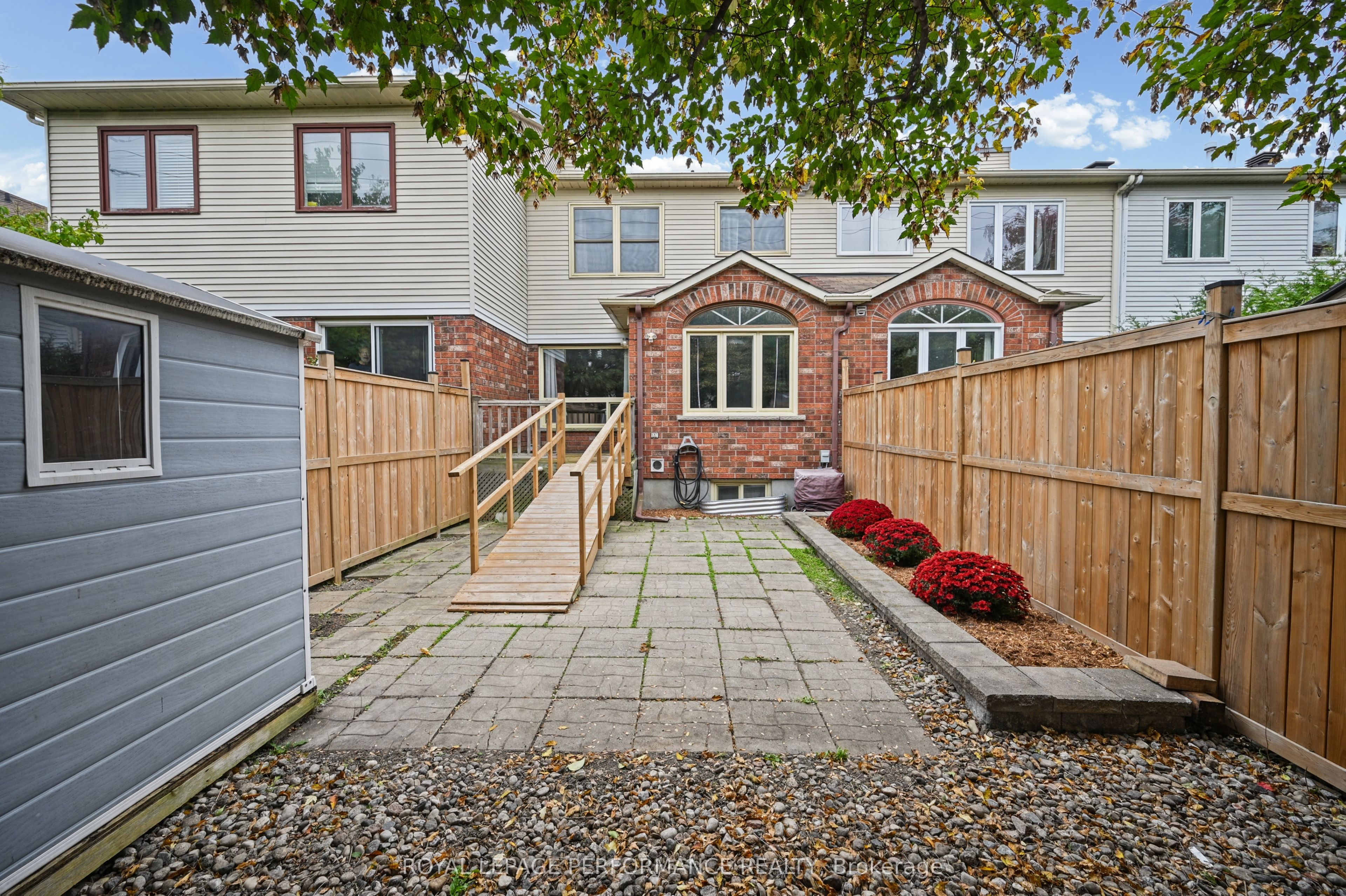 59 Grenadier Way Property Photo 41