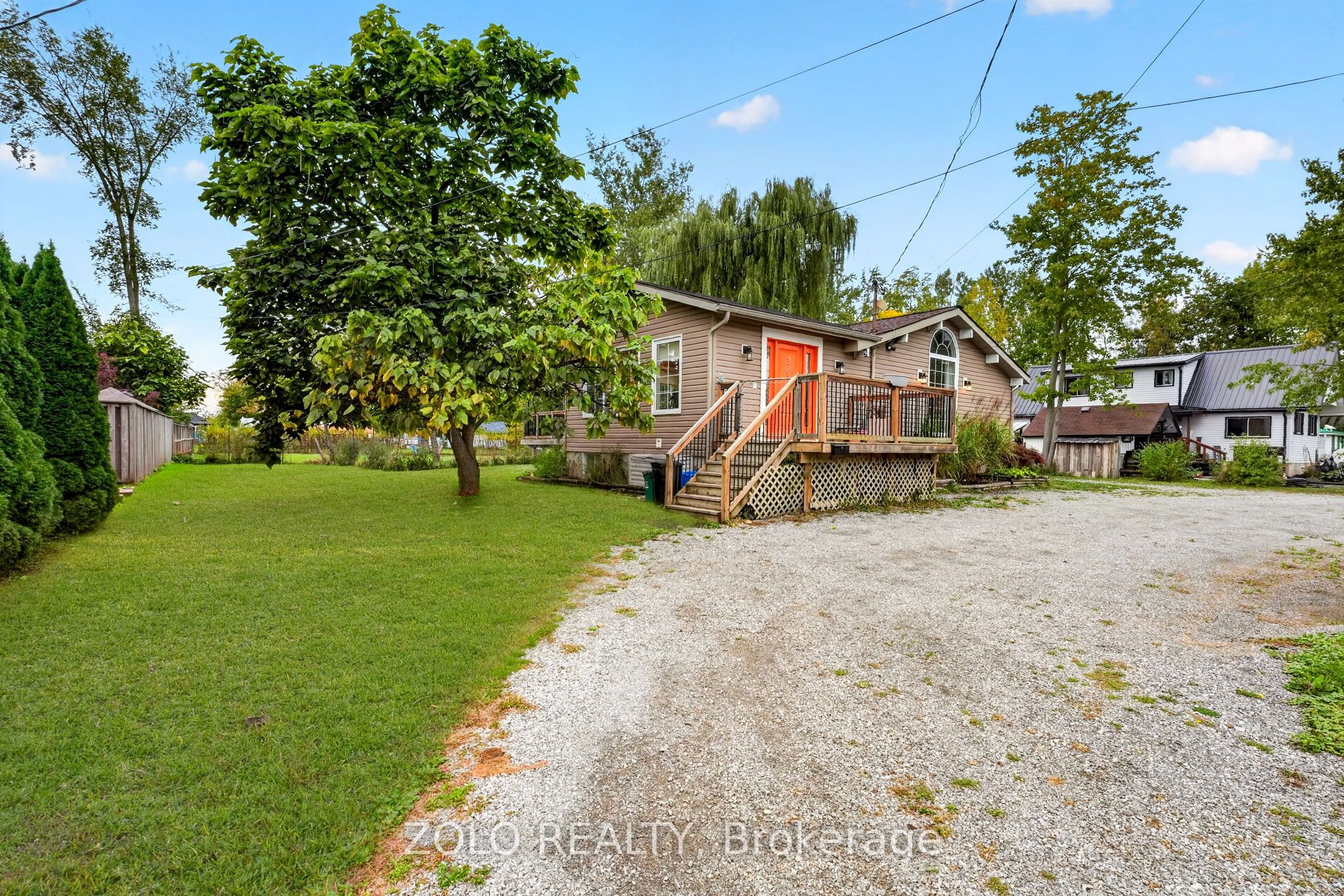 381 Beachview Avenue Property Photo 1