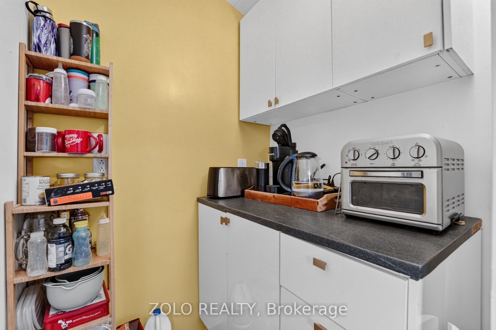 381 Beachview Avenue Property Photo 18