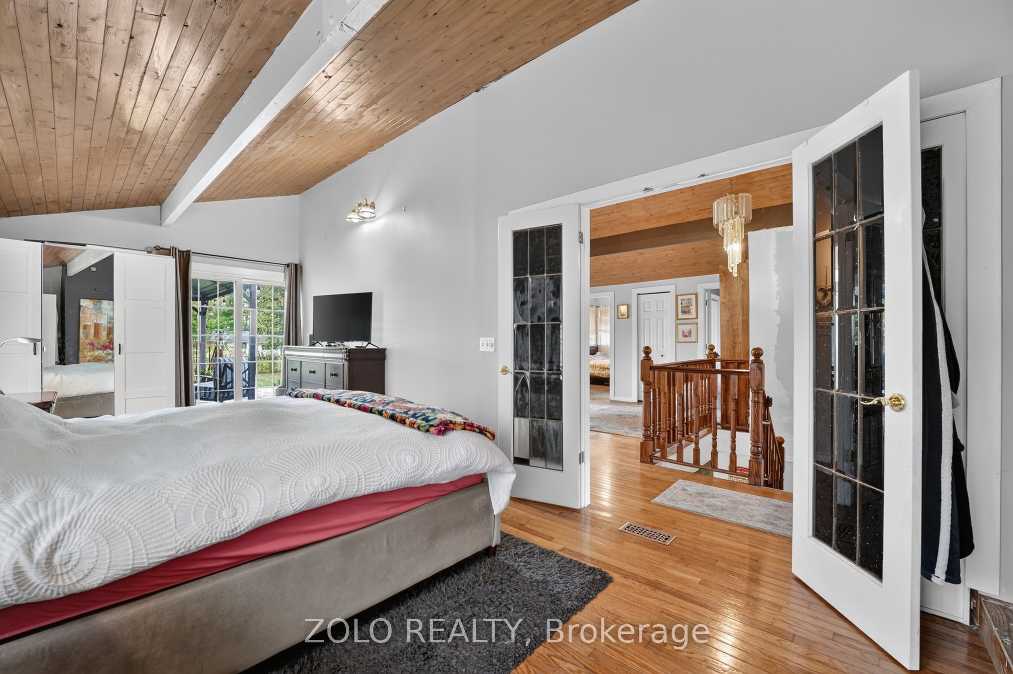381 Beachview Avenue Property Photo 23