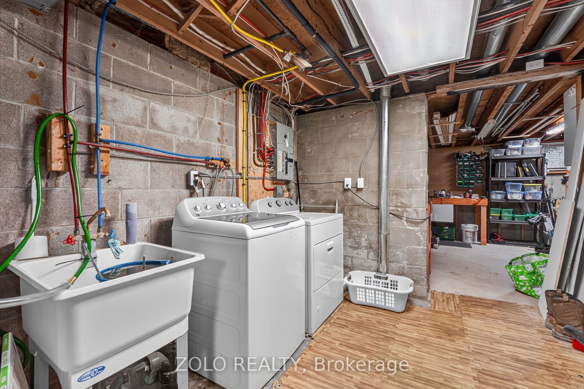 381 Beachview Avenue Property Photo 39