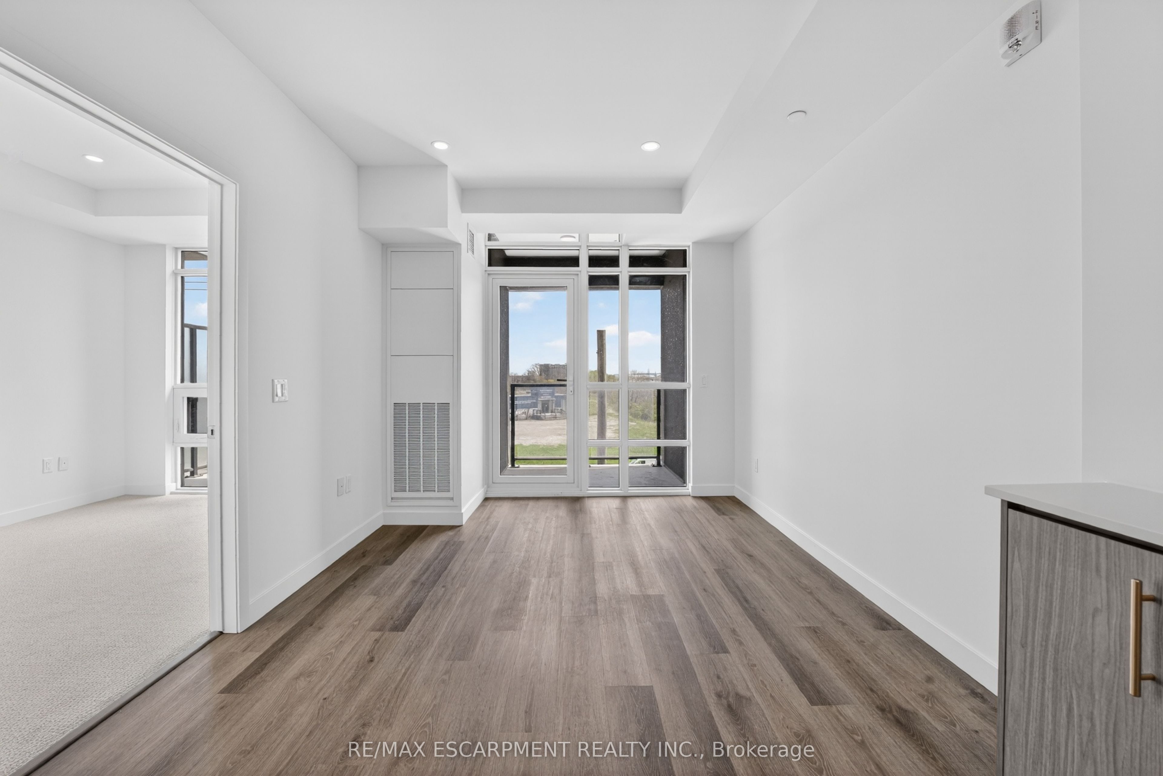 461 Green Road 321 Property Photo 15