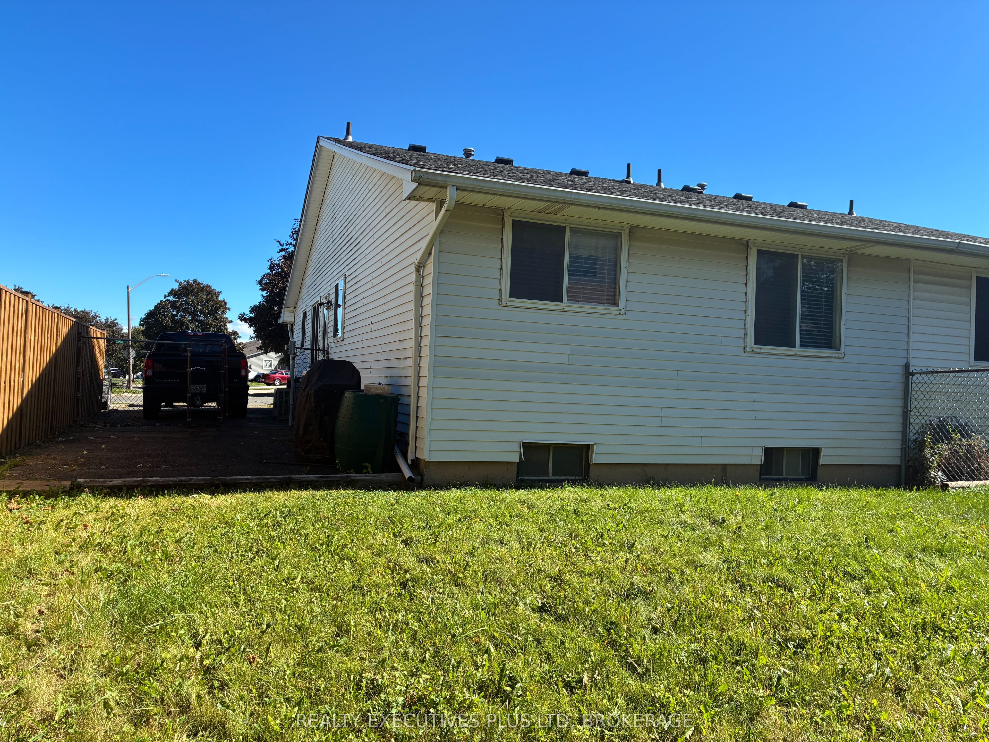 94 Carriage Road Property Photo 21