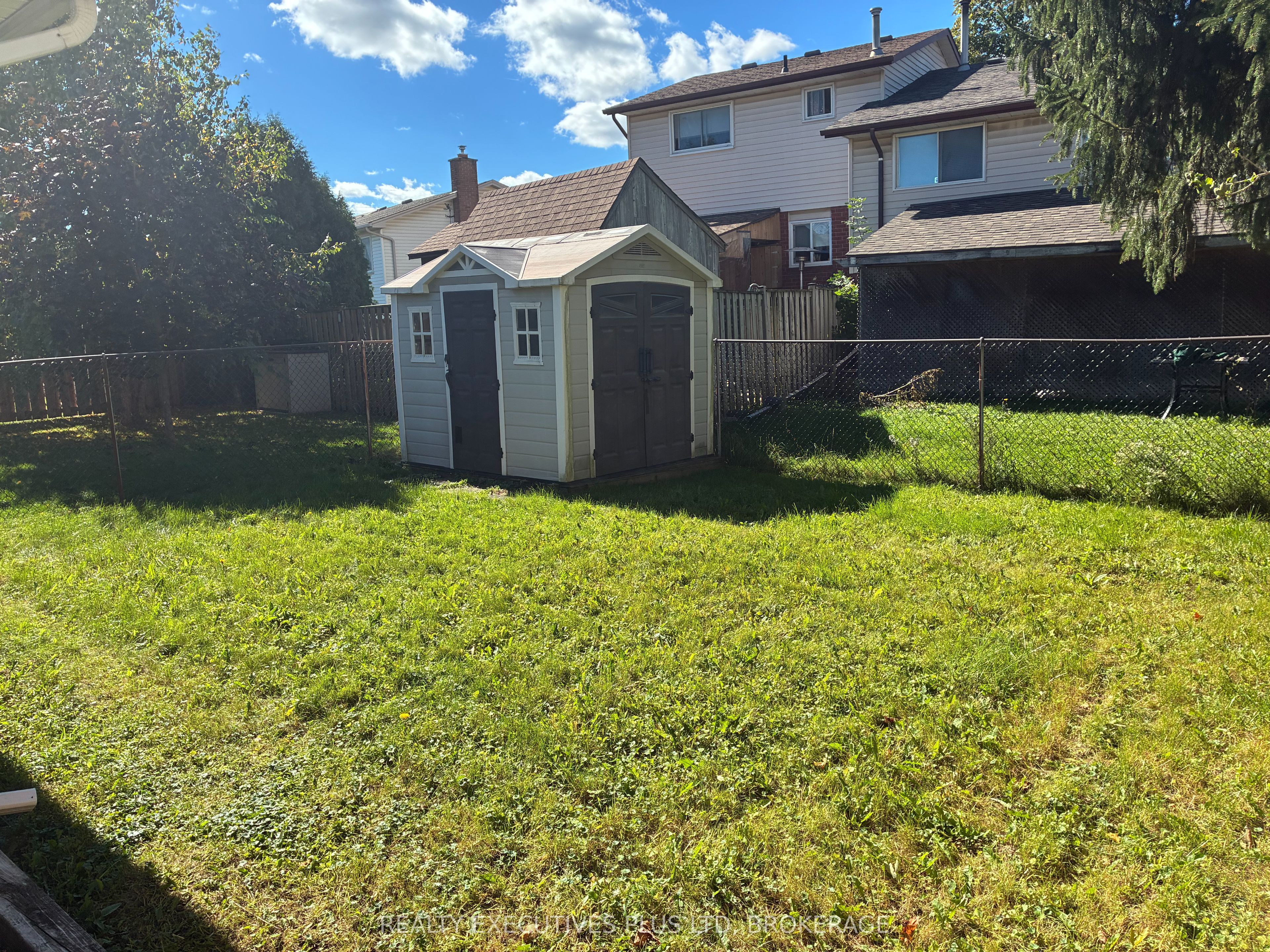 94 Carriage Road Property Photo 23