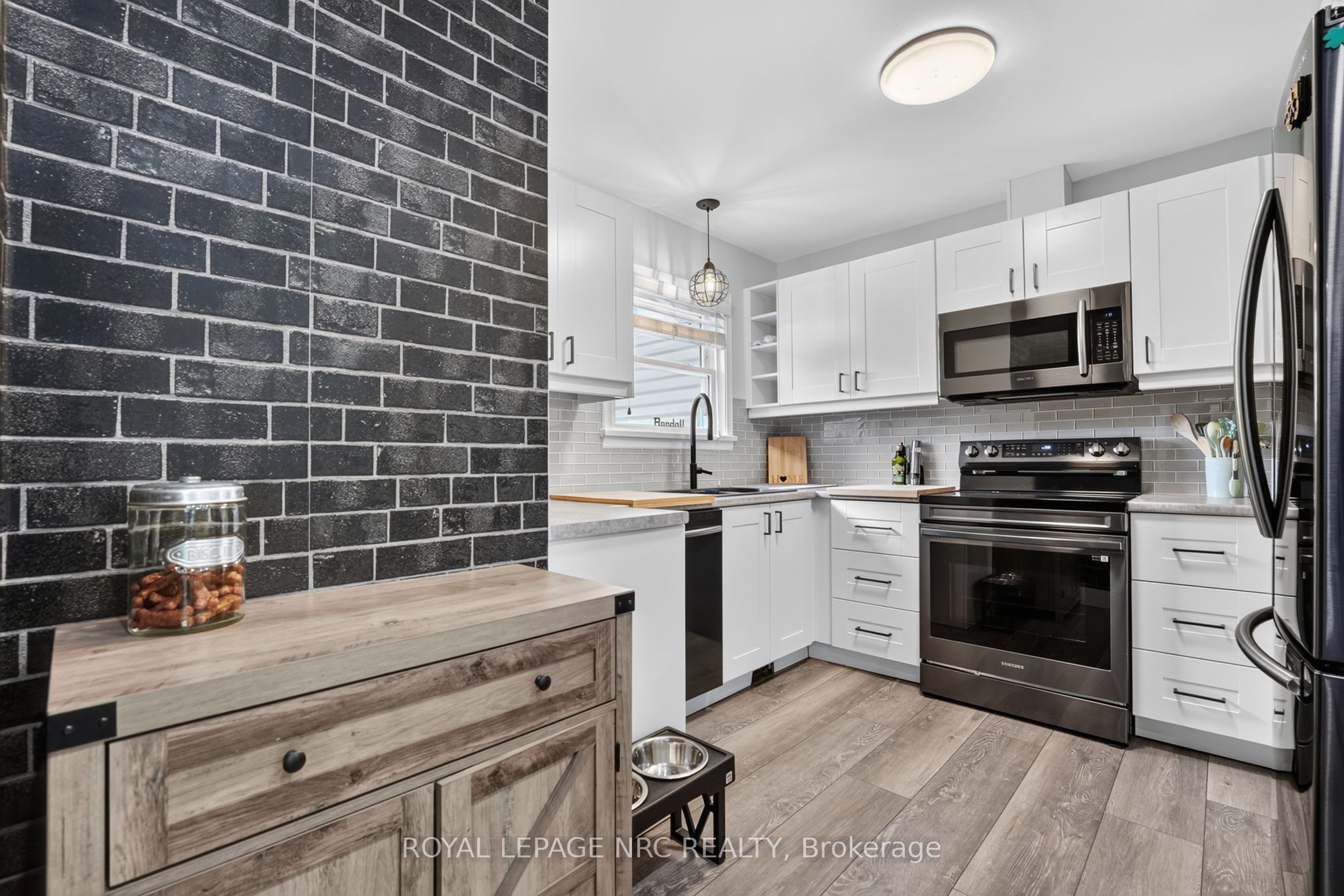 1225 Benner Avenue Property Photo 11