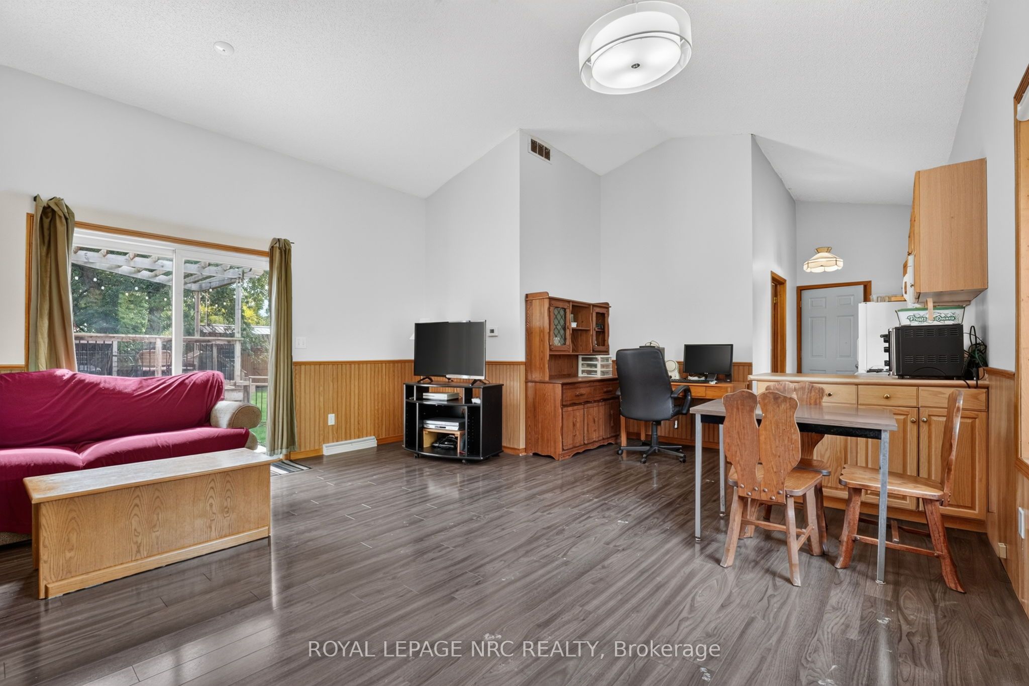 1225 Benner Avenue Property Photo 32