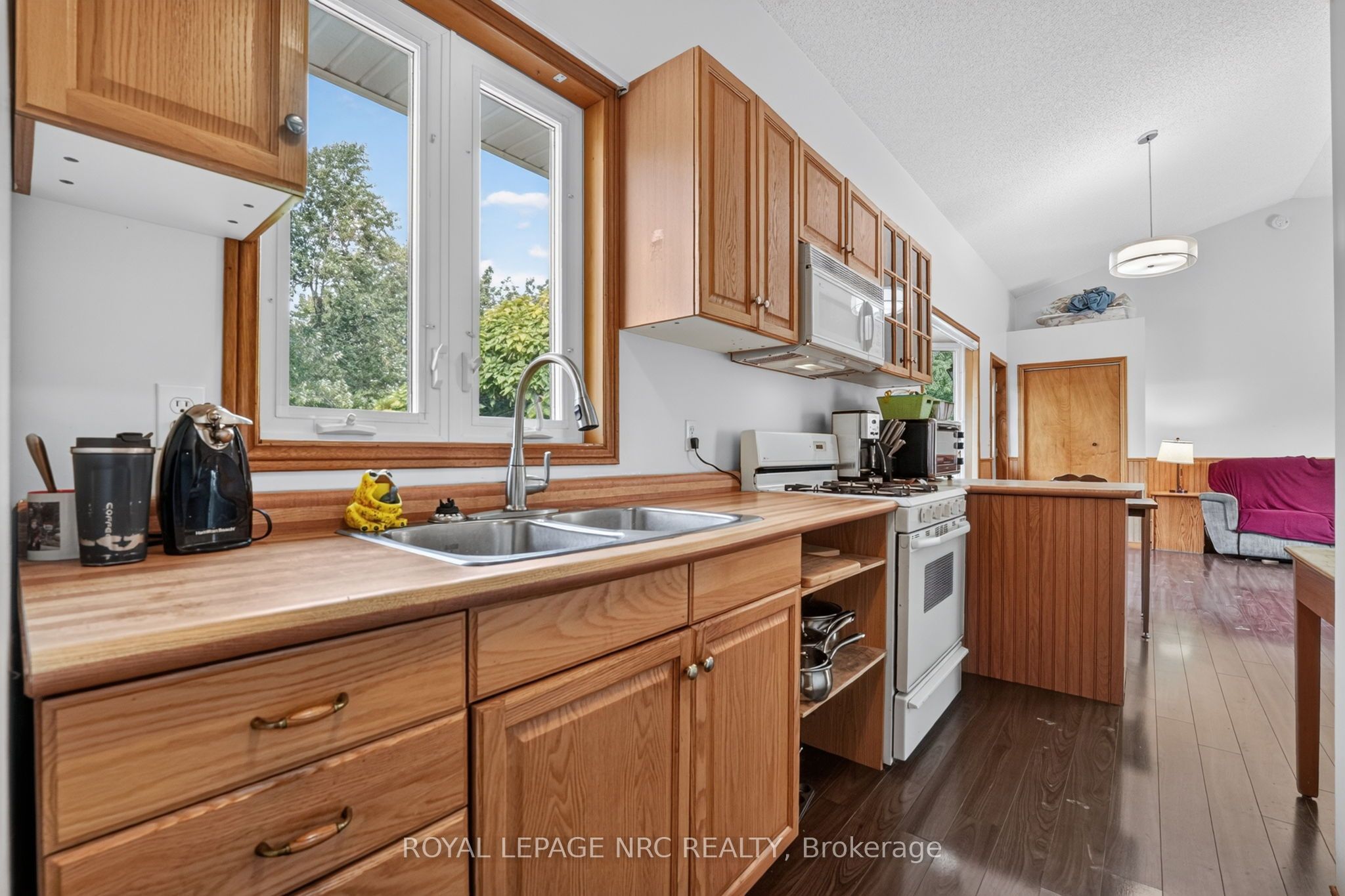 1225 Benner Avenue Property Photo 36